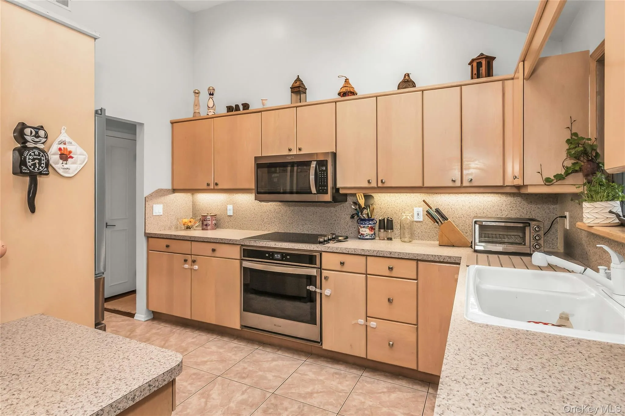 88 Burton Lane, Huntington, NY, 3 Bedrooms Bedrooms, 6 Rooms Rooms,1 BathroomBathrooms,Residential Lease,For Rent,Burton,0,965673 88 Burton Lane, Huntington, NY, 3 Bedrooms Bedrooms, 6 Rooms Rooms,1 BathroomBathrooms,Residential Lease,For Rent,Burton,0,965673