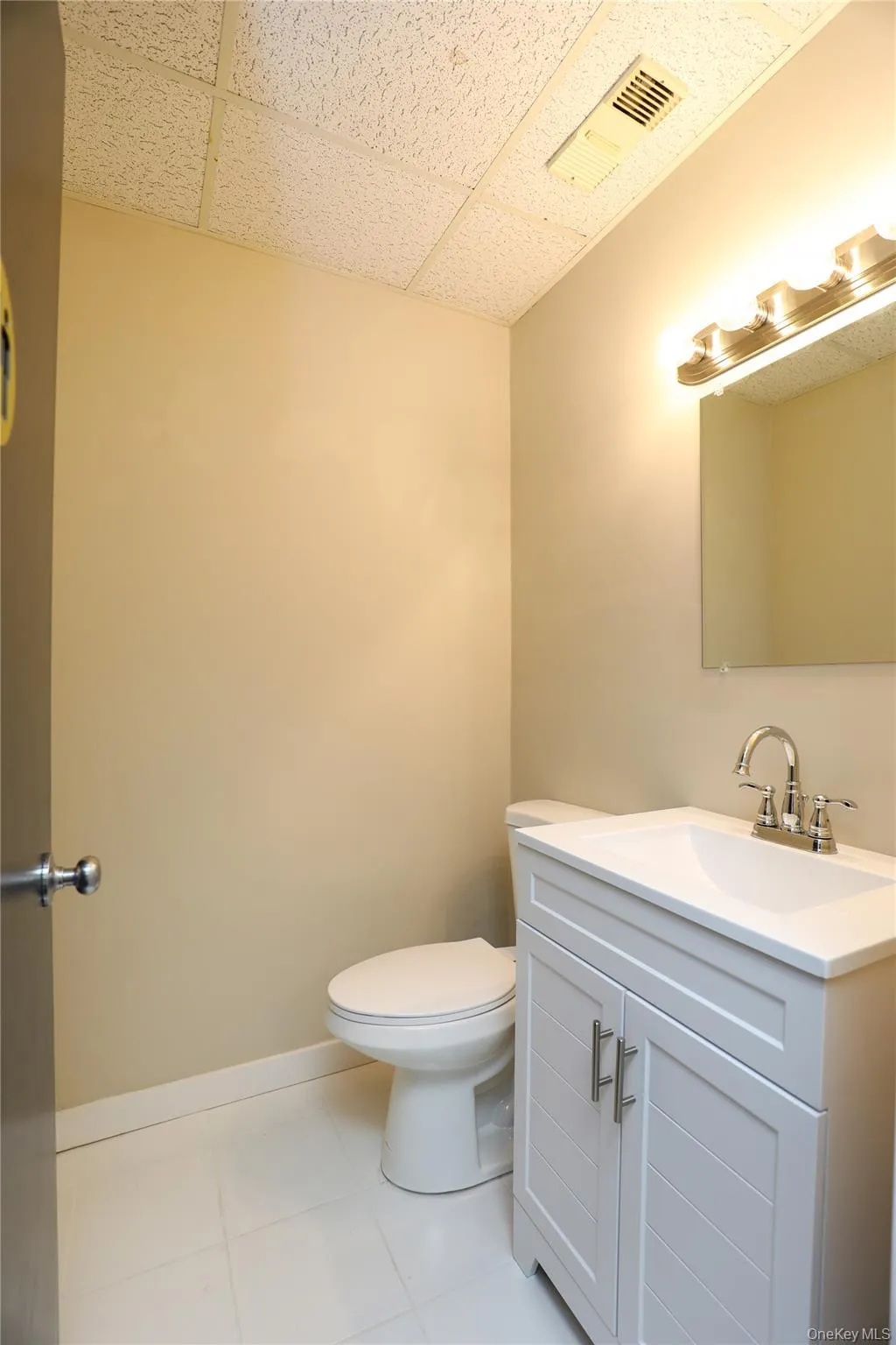 138 Pine Street, Kingston, NY, ,Commercial Lease,For Rent,Pine,0,965674 138 Pine Street, Kingston, NY, ,Commercial Lease,For Rent,Pine,0,965674