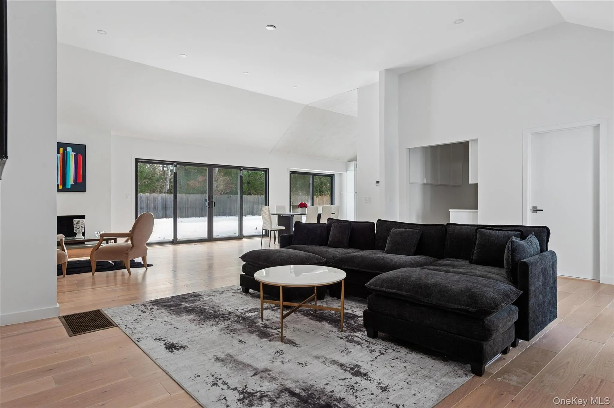 10 Hampton Street, Southampton, NY, 4 Bedroom Bedrooms, 12 Room Rooms,4 BathroomBathrooms,Residential Lease,For Rent,Hampton,0,965687 10 Hampton Street, Southampton, NY, 4 Bedroom Bedrooms, 12 Room Rooms,4 BathroomBathrooms,Residential Lease,For Rent,Hampton,0,965687