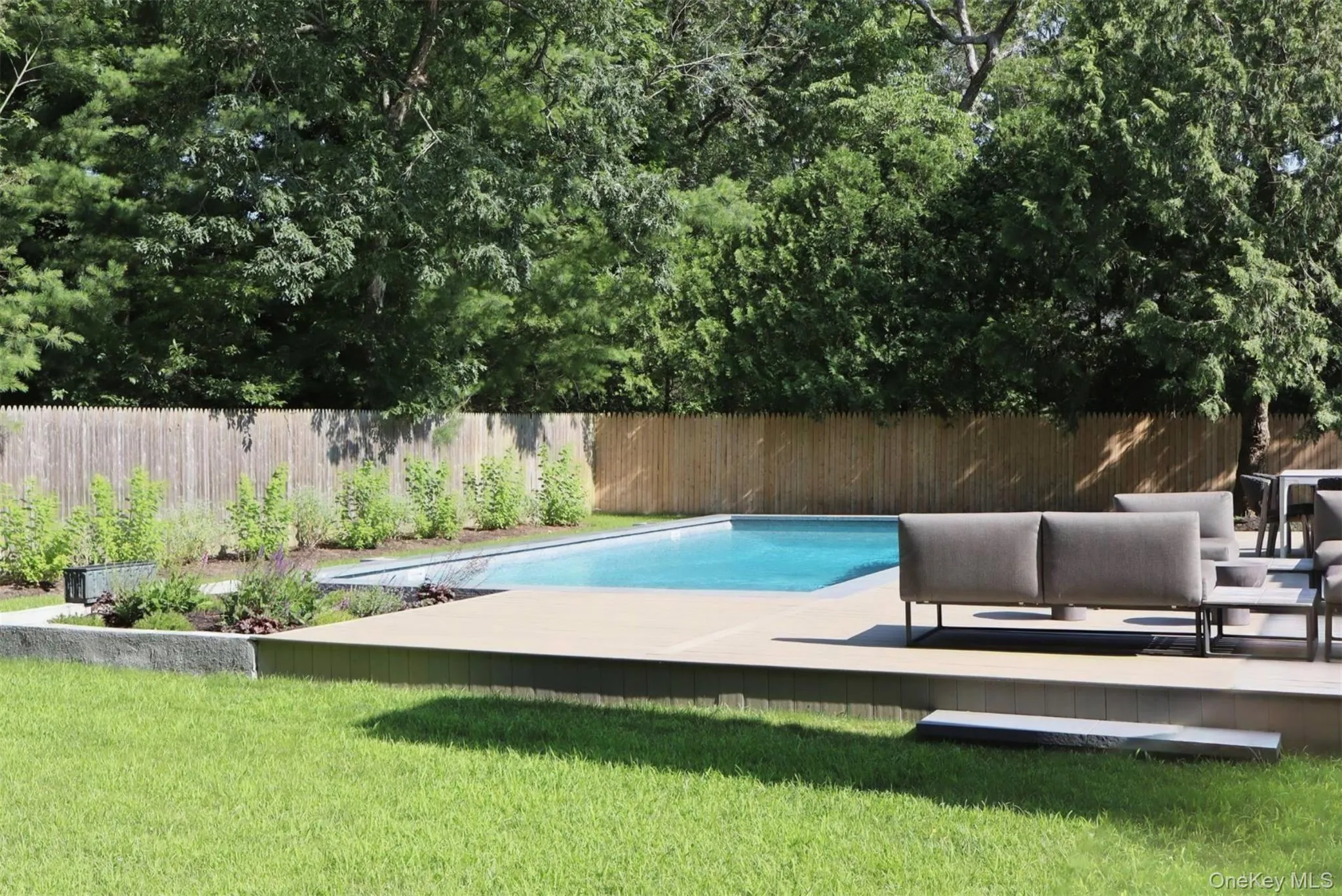 10 Hampton Street, Southampton, NY, 4 Bedrooms Bedrooms, 12 Rooms Rooms,4 BathroomsBathrooms,Residential Lease,For Rent,Hampton,0,965687 10 Hampton Street, Southampton, NY, 4 Bedrooms Bedrooms, 12 Rooms Rooms,4 BathroomsBathrooms,Residential Lease,For Rent,Hampton,0,965687