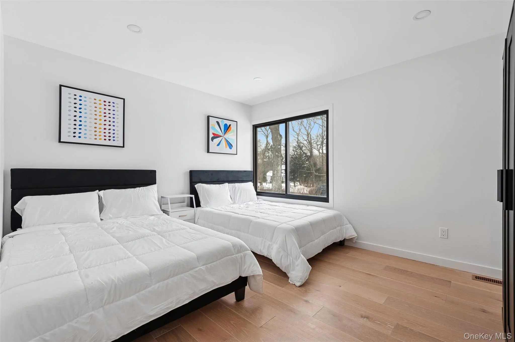 10 Hampton Street, Southampton, NY, 4 Bedroom Bedrooms, 12 Room Rooms,4 BathroomBathrooms,Residential Lease,For Rent,Hampton,0,965687 10 Hampton Street, Southampton, NY, 4 Bedroom Bedrooms, 12 Room Rooms,4 BathroomBathrooms,Residential Lease,For Rent,Hampton,0,965687