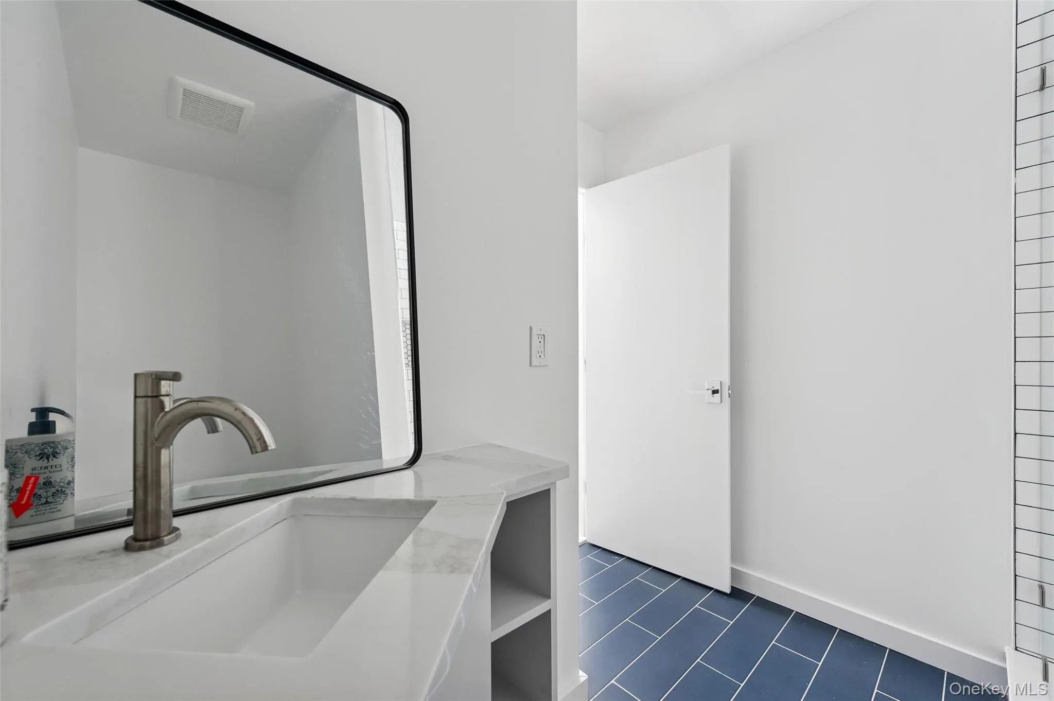 10 Hampton Street, Southampton, NY, 4 Bedrooms Bedrooms, 12 Rooms Rooms,4 BathroomsBathrooms,Residential Lease,For Rent,Hampton,0,965687 10 Hampton Street, Southampton, NY, 4 Bedrooms Bedrooms, 12 Rooms Rooms,4 BathroomsBathrooms,Residential Lease,For Rent,Hampton,0,965687