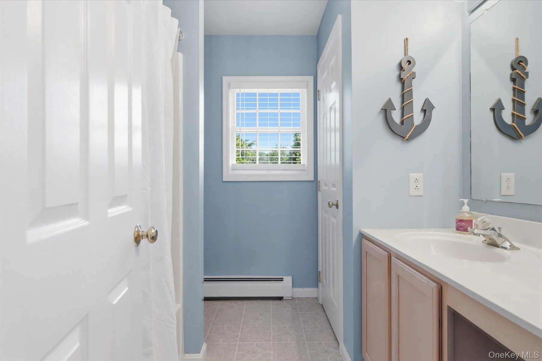 59 Peconic Avenue, Shelter Island, NY, 4 Bedrooms Bedrooms, 7 Rooms Rooms,3 BathroomsBathrooms,Residential Lease,For Rent,Peconic,0,965707 59 Peconic Avenue, Shelter Island, NY, 4 Bedrooms Bedrooms, 7 Rooms Rooms,3 BathroomsBathrooms,Residential Lease,For Rent,Peconic,0,965707