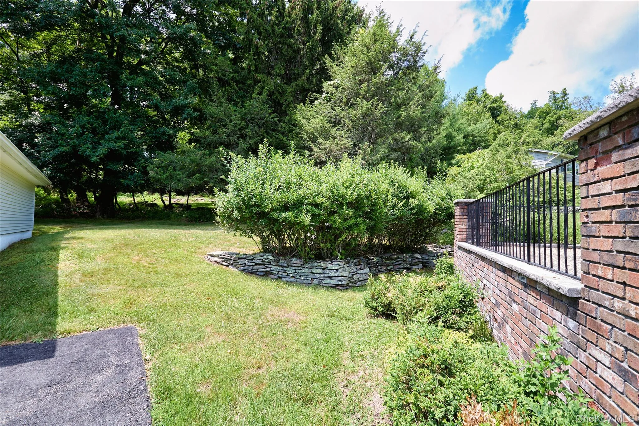 43 Sunset Terrace, Woodbury, NY, 3 Bedrooms Bedrooms, 9 Rooms Rooms,2 BathroomsBathrooms,Residential,For Rent,Sunset,0,965720 43 Sunset Terrace, Woodbury, NY, 3 Bedrooms Bedrooms, 9 Rooms Rooms,2 BathroomsBathrooms,Residential,For Rent,Sunset,0,965720