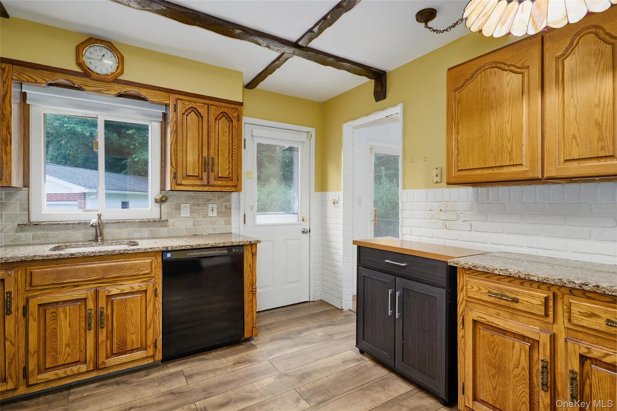 43 Sunset Terrace, Woodbury, NY, 3 Bedrooms Bedrooms, 9 Rooms Rooms,2 BathroomsBathrooms,Residential,For Rent,Sunset,0,965720 43 Sunset Terrace, Woodbury, NY, 3 Bedrooms Bedrooms, 9 Rooms Rooms,2 BathroomsBathrooms,Residential,For Rent,Sunset,0,965720