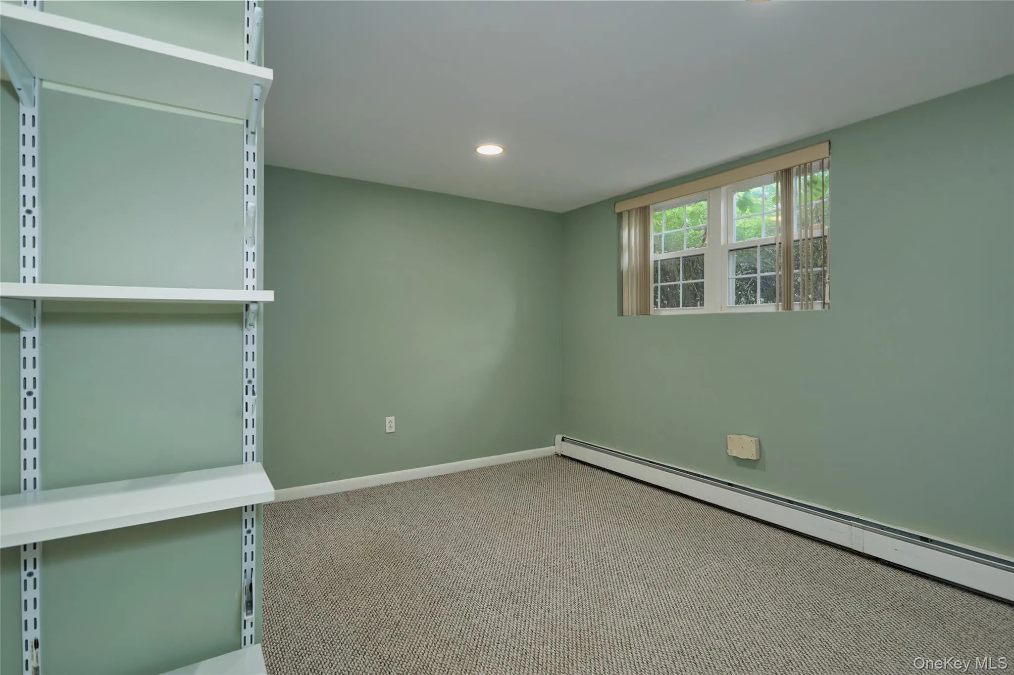 43 Sunset Terrace, Woodbury, NY, 3 Bedrooms Bedrooms, 9 Rooms Rooms,2 BathroomsBathrooms,Residential,For Rent,Sunset,0,965720 43 Sunset Terrace, Woodbury, NY, 3 Bedrooms Bedrooms, 9 Rooms Rooms,2 BathroomsBathrooms,Residential,For Rent,Sunset,0,965720