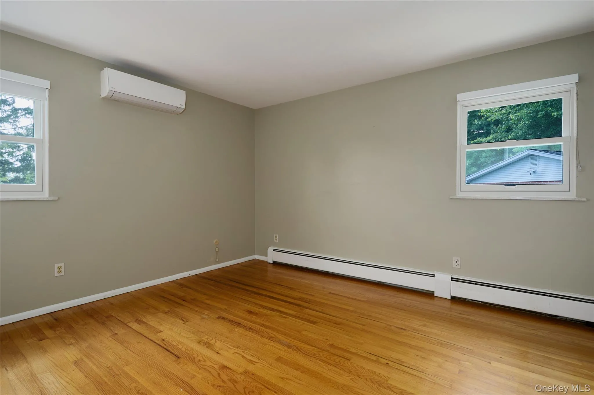 43 Sunset Terrace, Woodbury, NY, 3 Bedrooms Bedrooms, 9 Rooms Rooms,2 BathroomsBathrooms,Residential,For Rent,Sunset,0,965720 43 Sunset Terrace, Woodbury, NY, 3 Bedrooms Bedrooms, 9 Rooms Rooms,2 BathroomsBathrooms,Residential,For Rent,Sunset,0,965720