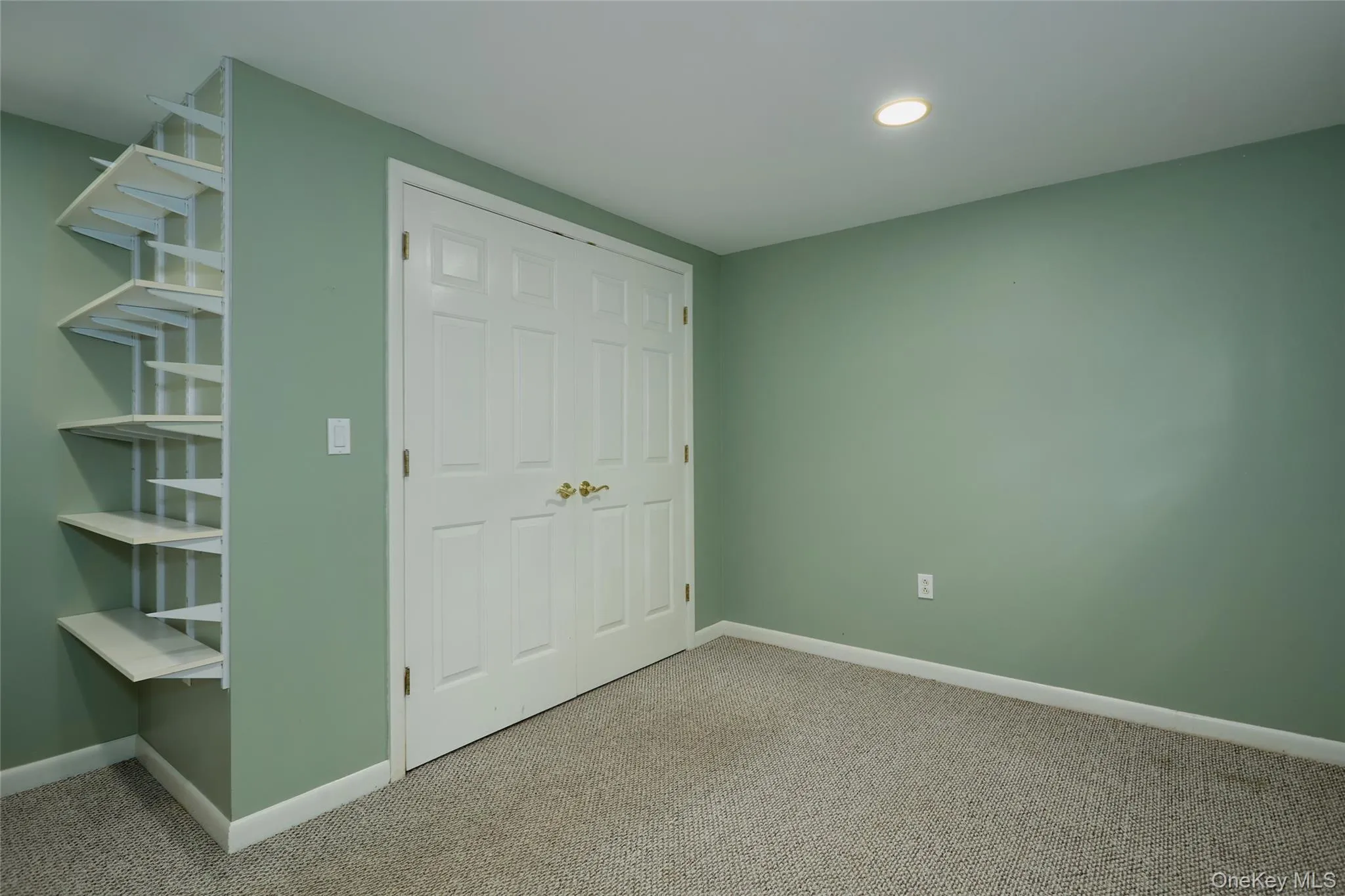 43 Sunset Terrace, Woodbury, NY, 3 Bedrooms Bedrooms, 9 Rooms Rooms,2 BathroomsBathrooms,Residential,For Rent,Sunset,0,965720 43 Sunset Terrace, Woodbury, NY, 3 Bedrooms Bedrooms, 9 Rooms Rooms,2 BathroomsBathrooms,Residential,For Rent,Sunset,0,965720