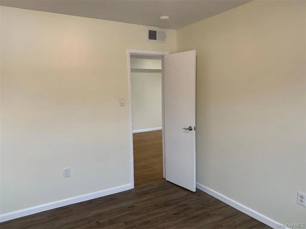 5273 Route 9w, Newburgh (town), NY, 2 Bedrooms Bedrooms, 4 Rooms Rooms,1 BathroomBathrooms,Residential Lease,For Rent,Route 9w,0,965726 5273 Route 9w, Newburgh (town), NY, 2 Bedrooms Bedrooms, 4 Rooms Rooms,1 BathroomBathrooms,Residential Lease,For Rent,Route 9w,0,965726