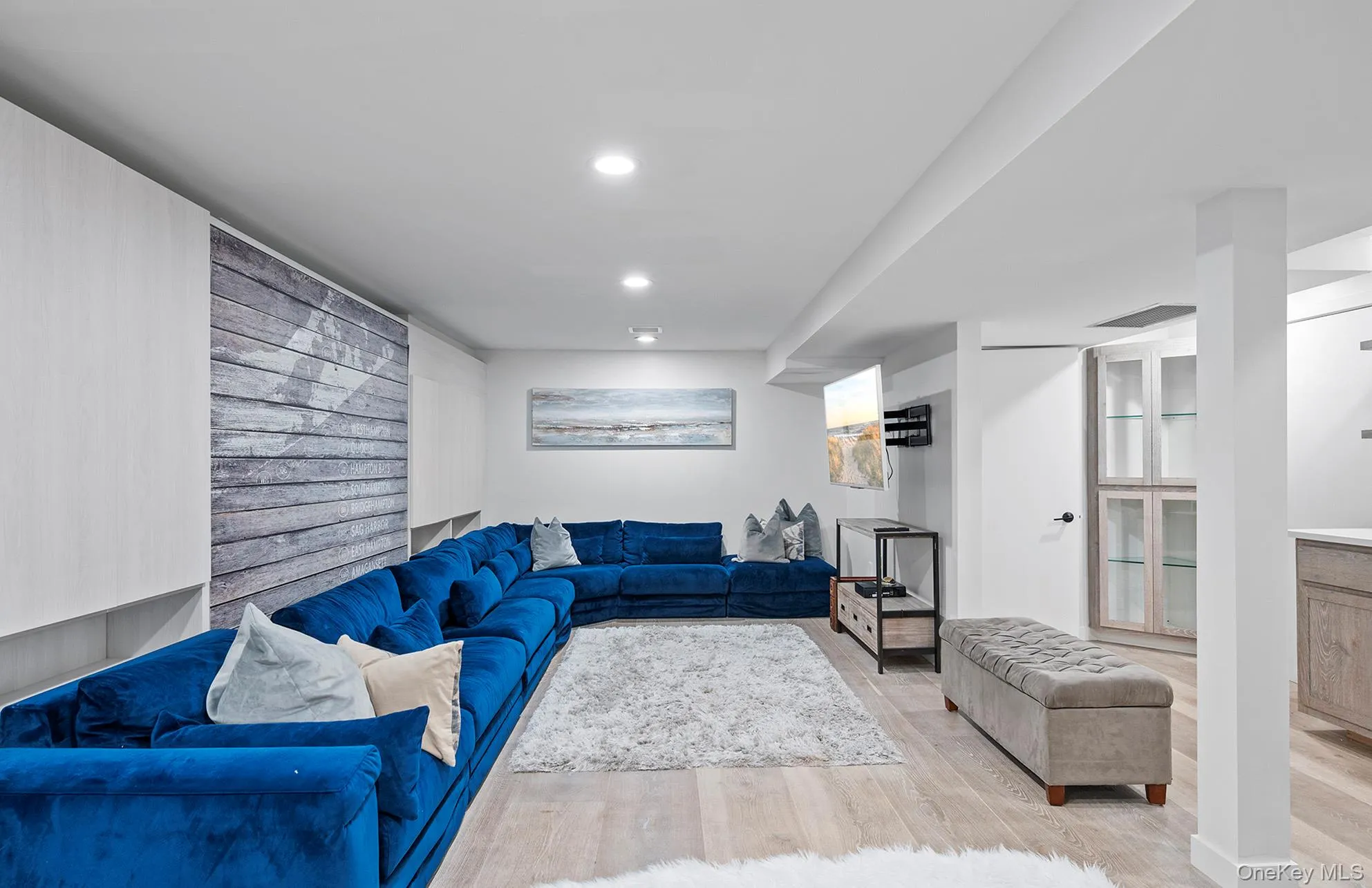 28 Windermere Drive, Southampton, NY, 4 Bedrooms Bedrooms, ,3 BathroomsBathrooms,Residential Lease,For Rent,Windermere,0,965730 28 Windermere Drive, Southampton, NY, 4 Bedrooms Bedrooms, ,3 BathroomsBathrooms,Residential Lease,For Rent,Windermere,0,965730