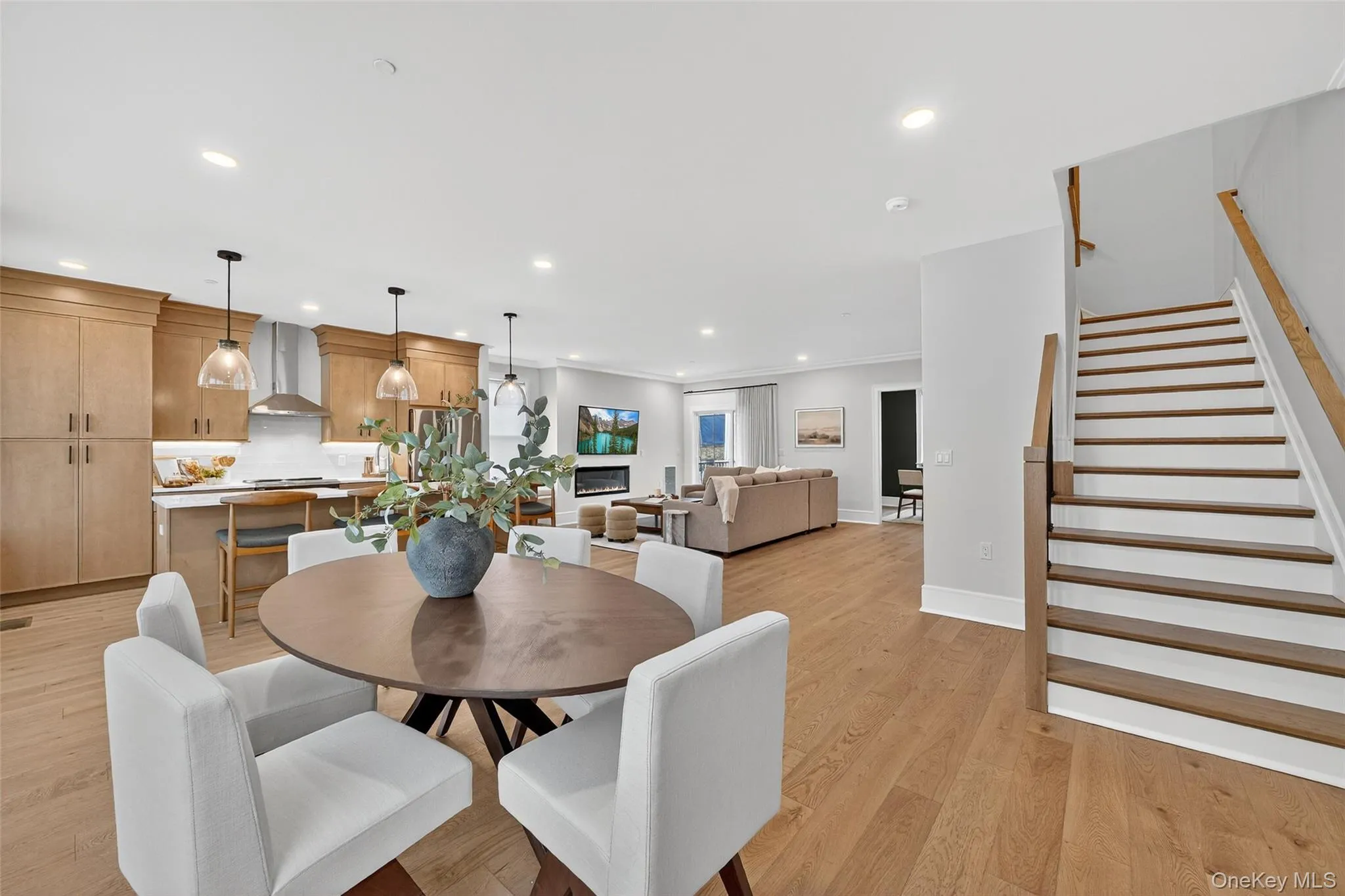 1827 Soundview Court, Yorktown, NY, 4 Bedrooms Bedrooms, 7 Rooms Rooms,3 BathroomsBathrooms,Residential,For Rent,Soundview,0,965737 1827 Soundview Court, Yorktown, NY, 4 Bedrooms Bedrooms, 7 Rooms Rooms,3 BathroomsBathrooms,Residential,For Rent,Soundview,0,965737