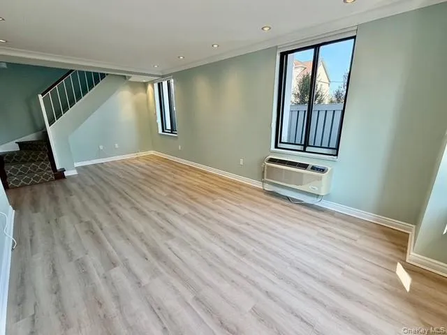 100 Broadway, Long Beach, NY, 1 Bedroom Bedrooms, 5 Rooms Rooms,1 BathroomBathrooms,Residential Lease,For Rent,Broadway,0,965750 100 Broadway, Long Beach, NY, 1 Bedroom Bedrooms, 5 Rooms Rooms,1 BathroomBathrooms,Residential Lease,For Rent,Broadway,0,965750