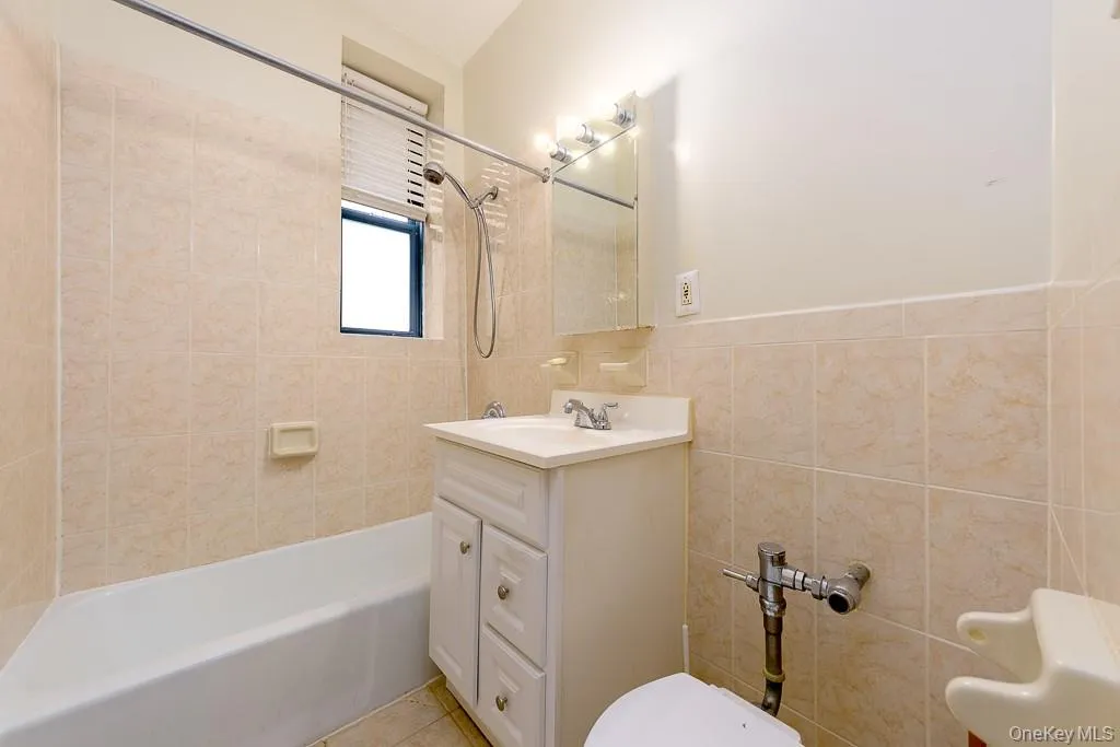 1199 53rd Street, New York, NY, 2 Bedrooms Bedrooms, ,1 BathroomBathrooms,Residential,For Rent,53rd,0,965769 1199 53rd Street, New York, NY, 2 Bedrooms Bedrooms, ,1 BathroomBathrooms,Residential,For Rent,53rd,0,965769
