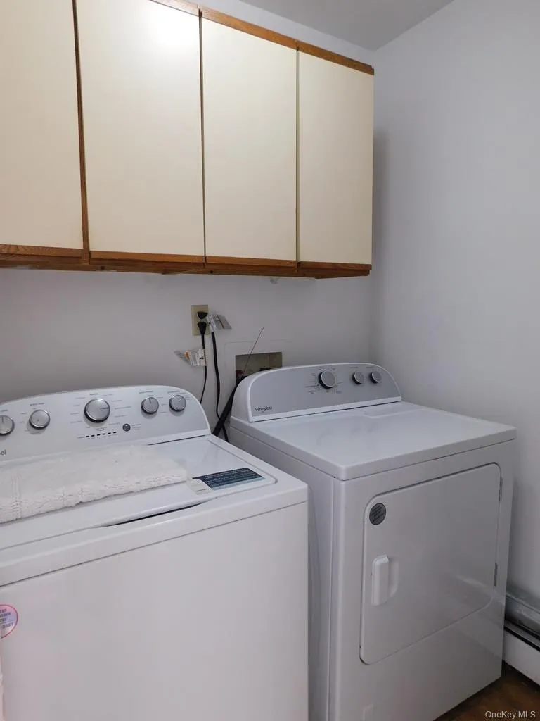 729 Hewitt Lane, New Windsor, NY, 2 Bedrooms Bedrooms, 5 Rooms Rooms,2 BathroomsBathrooms,Residential Lease,For Rent,Hewitt,0,965812 729 Hewitt Lane, New Windsor, NY, 2 Bedrooms Bedrooms, 5 Rooms Rooms,2 BathroomsBathrooms,Residential Lease,For Rent,Hewitt,0,965812