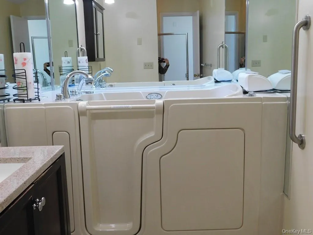 729 Hewitt Lane, New Windsor, NY, 2 Bedrooms Bedrooms, 5 Rooms Rooms,2 BathroomsBathrooms,Residential Lease,For Rent,Hewitt,0,965812 729 Hewitt Lane, New Windsor, NY, 2 Bedrooms Bedrooms, 5 Rooms Rooms,2 BathroomsBathrooms,Residential Lease,For Rent,Hewitt,0,965812