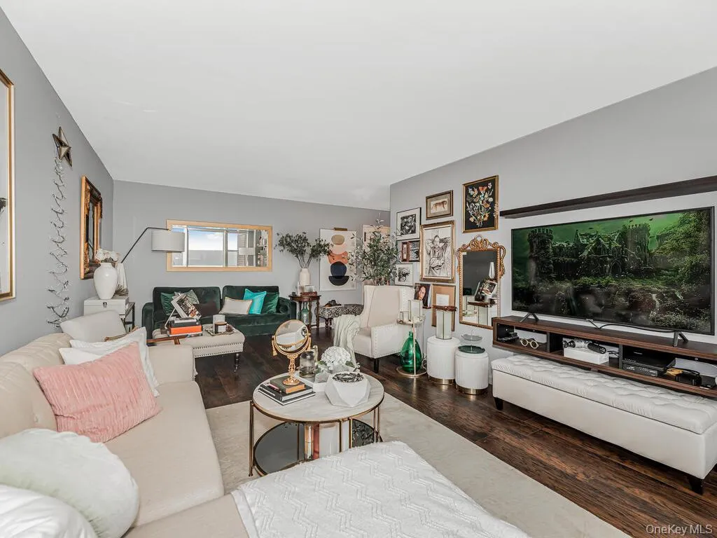 5800 Arlington Avenue, New York, NY, 1 Bedroom Bedrooms, 4 Rooms Rooms,1 BathroomBathrooms,Residential Sale,For Rent,Arlington,0,965814 5800 Arlington Avenue, New York, NY, 1 Bedroom Bedrooms, 4 Rooms Rooms,1 BathroomBathrooms,Residential Sale,For Rent,Arlington,0,965814