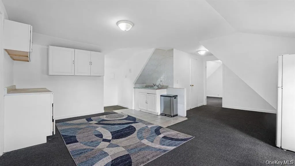 10743 Inwood Street, New York, NY, 3 Bedrooms Bedrooms, 6 Rooms Rooms,2 BathroomsBathrooms,Residential Lease,For Rent,Inwood,0,965821 10743 Inwood Street, New York, NY, 3 Bedrooms Bedrooms, 6 Rooms Rooms,2 BathroomsBathrooms,Residential Lease,For Rent,Inwood,0,965821