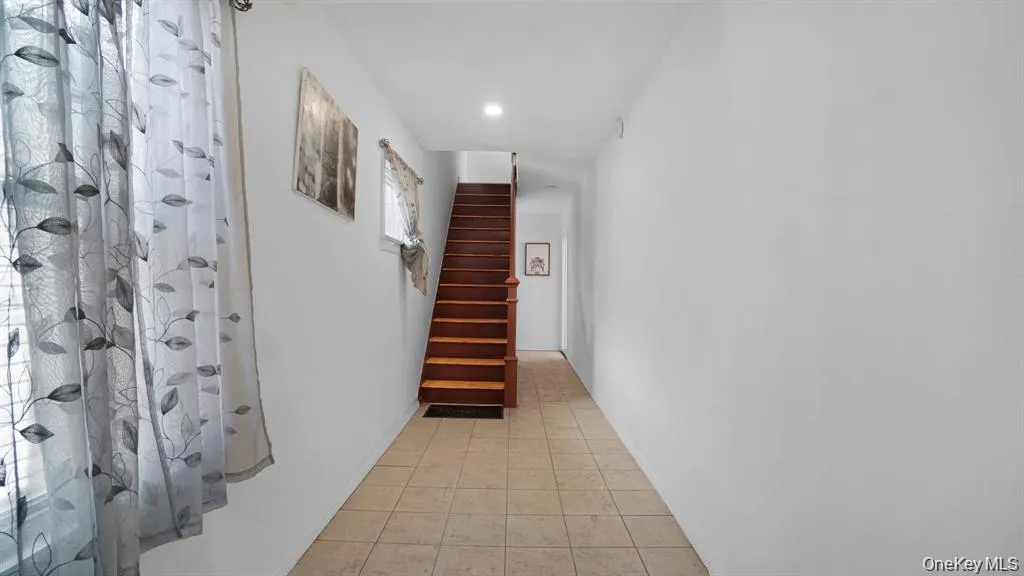 10743 Inwood Street, New York, NY, 3 Bedrooms Bedrooms, 6 Rooms Rooms,2 BathroomsBathrooms,Residential Lease,For Rent,Inwood,0,965821 10743 Inwood Street, New York, NY, 3 Bedrooms Bedrooms, 6 Rooms Rooms,2 BathroomsBathrooms,Residential Lease,For Rent,Inwood,0,965821