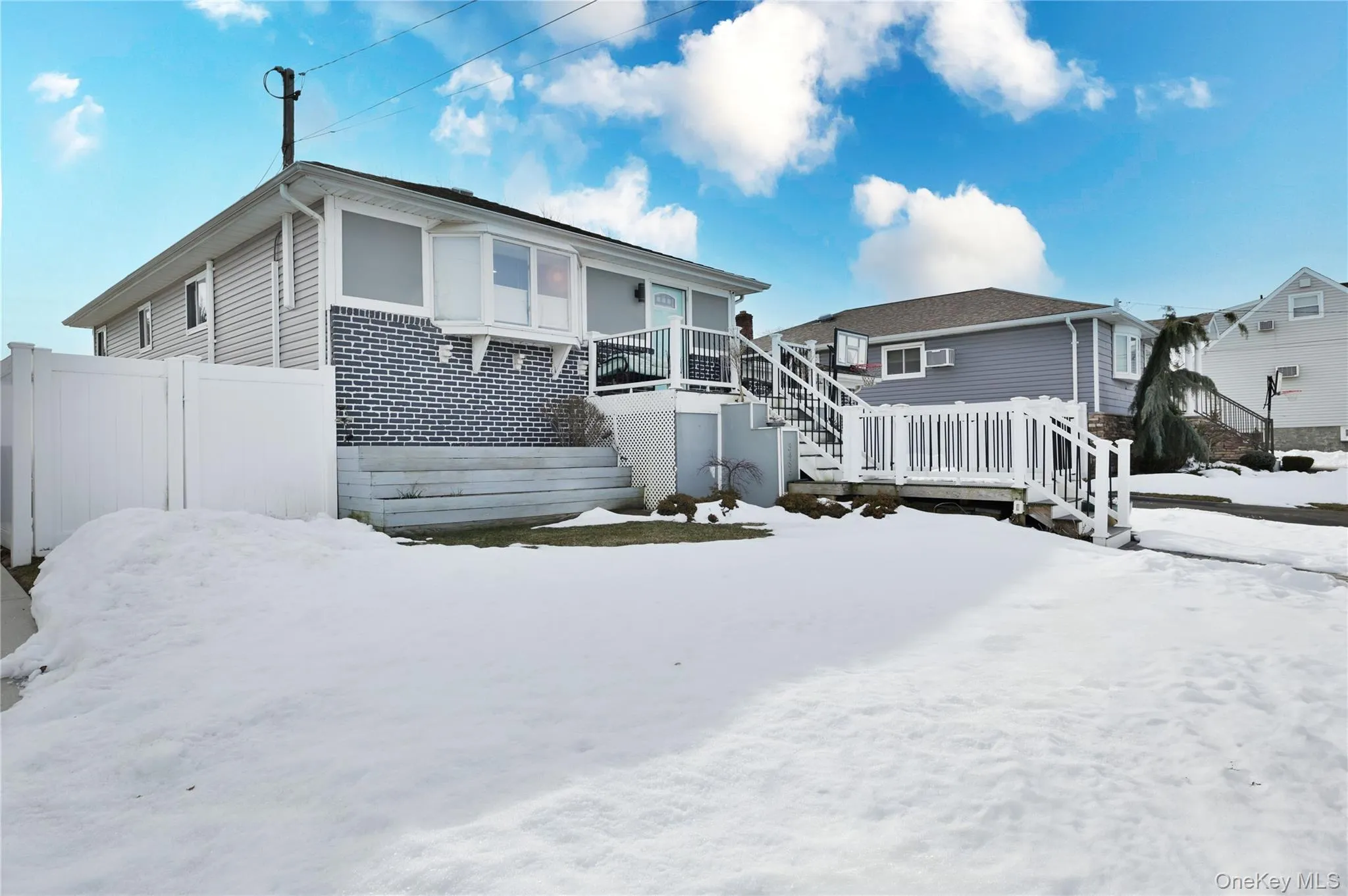 3485 Riverside Drive, Hempstead, NY, 3 Bedrooms Bedrooms, 8 Rooms Rooms,2 BathroomsBathrooms,Residential Lease,For Rent,Riverside,0,965827 3485 Riverside Drive, Hempstead, NY, 3 Bedrooms Bedrooms, 8 Rooms Rooms,2 BathroomsBathrooms,Residential Lease,For Rent,Riverside,0,965827