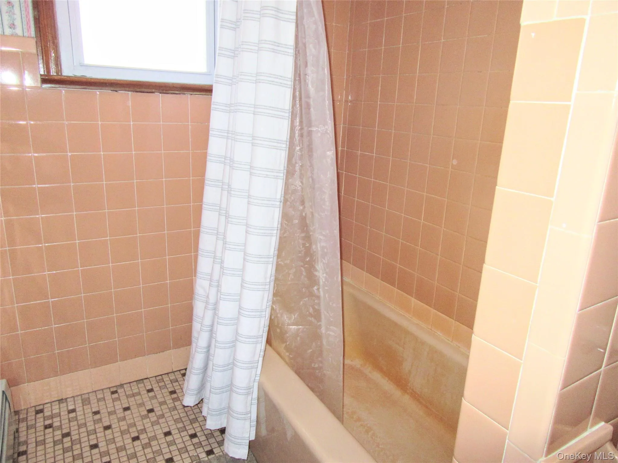 18 Station Road, Blooming Grove, NY, 3 Bedrooms Bedrooms, 5 Rooms Rooms,1 BathroomBathrooms,Residential Lease,For Rent,Station,0,965833 18 Station Road, Blooming Grove, NY, 3 Bedrooms Bedrooms, 5 Rooms Rooms,1 BathroomBathrooms,Residential Lease,For Rent,Station,0,965833