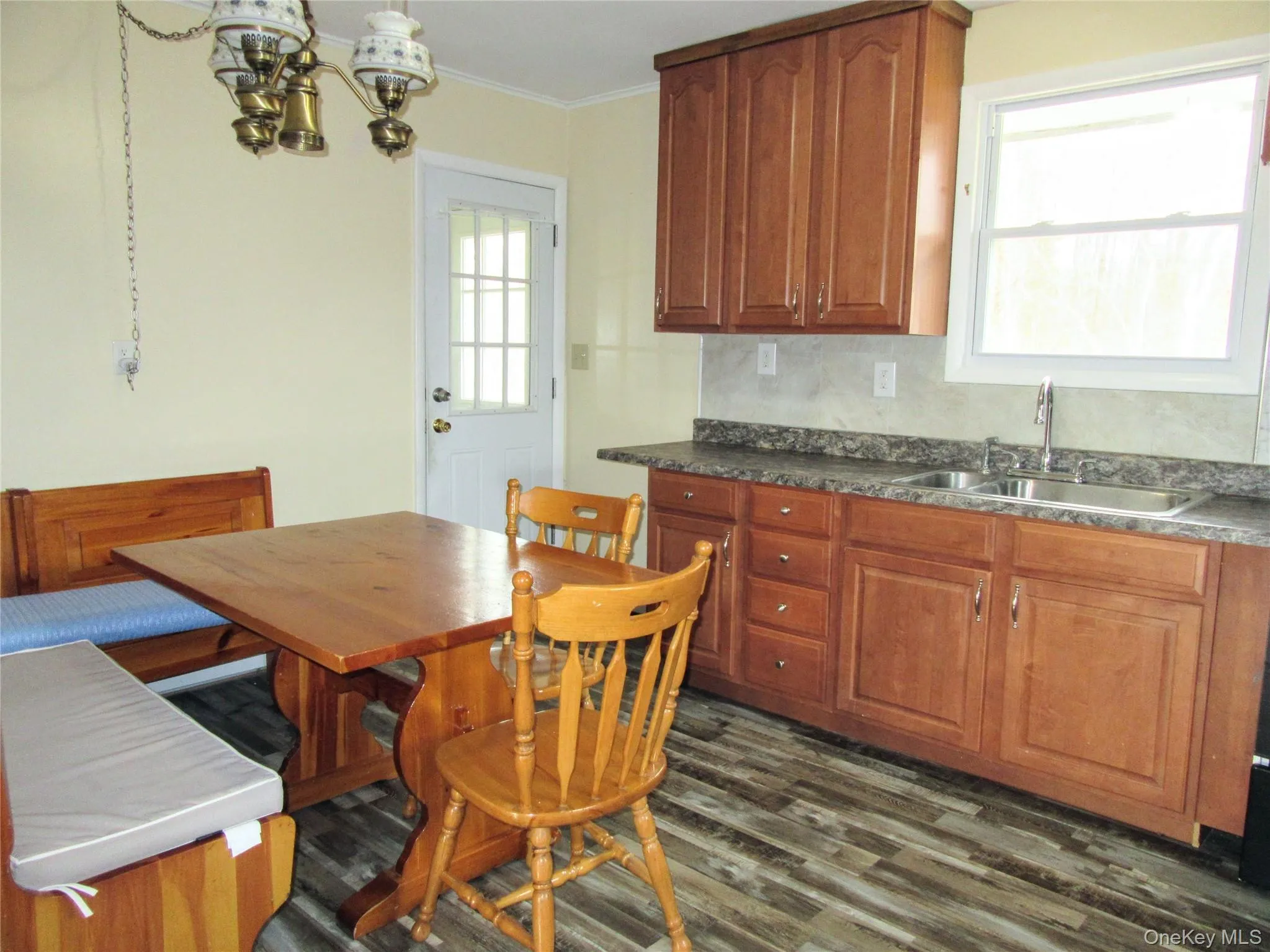 18 Station Road, Blooming Grove, NY, 3 Bedrooms Bedrooms, 5 Rooms Rooms,1 BathroomBathrooms,Residential Lease,For Rent,Station,0,965833 18 Station Road, Blooming Grove, NY, 3 Bedrooms Bedrooms, 5 Rooms Rooms,1 BathroomBathrooms,Residential Lease,For Rent,Station,0,965833