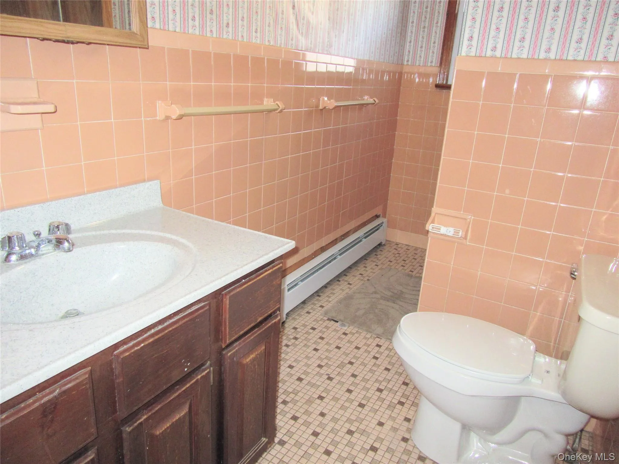 18 Station Road, Blooming Grove, NY, 3 Bedrooms Bedrooms, 5 Rooms Rooms,1 BathroomBathrooms,Residential Lease,For Rent,Station,0,965833 18 Station Road, Blooming Grove, NY, 3 Bedrooms Bedrooms, 5 Rooms Rooms,1 BathroomBathrooms,Residential Lease,For Rent,Station,0,965833