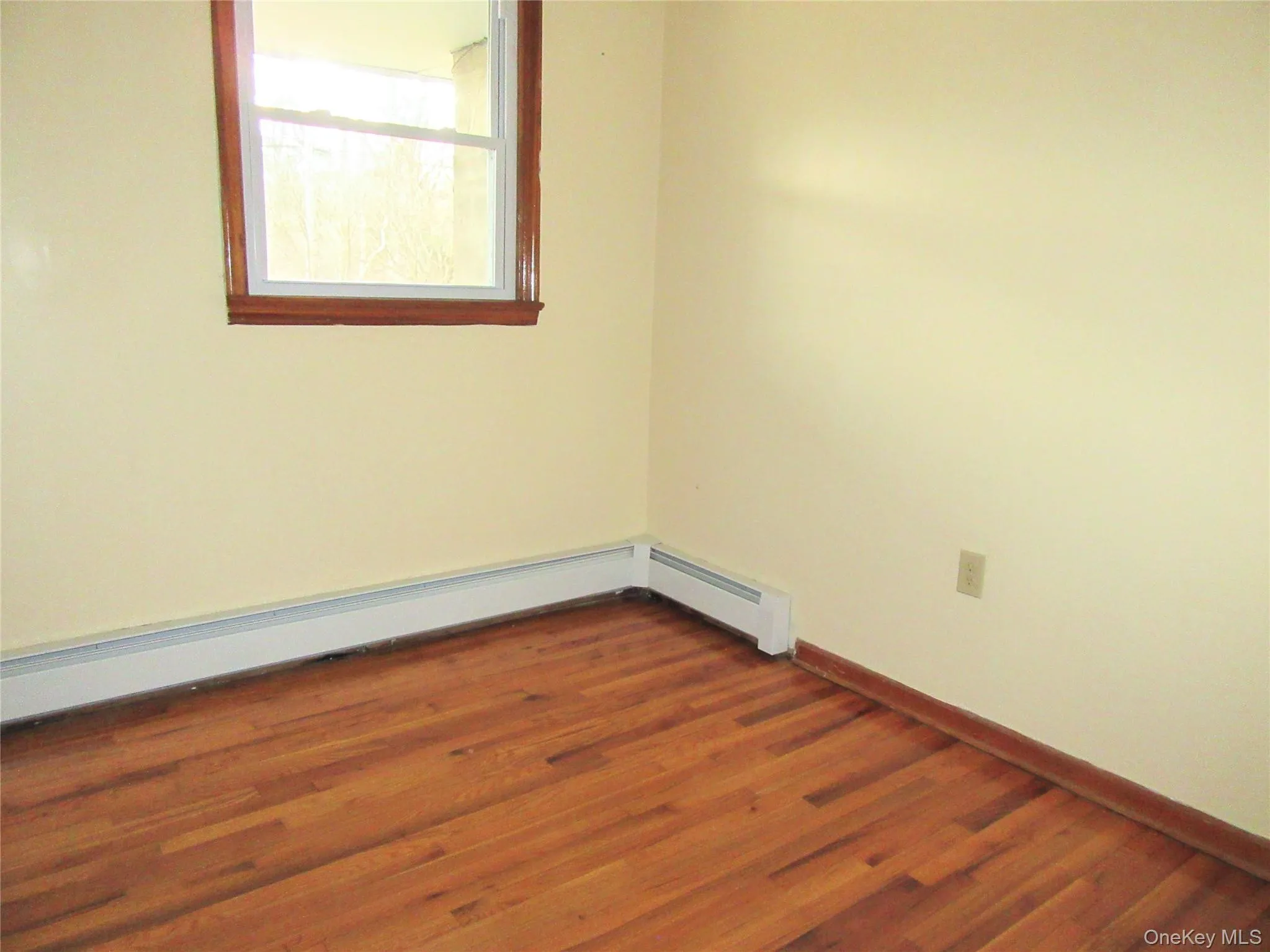 18 Station Road, Blooming Grove, NY, 3 Bedrooms Bedrooms, 5 Rooms Rooms,1 BathroomBathrooms,Residential Lease,For Rent,Station,0,965833 18 Station Road, Blooming Grove, NY, 3 Bedrooms Bedrooms, 5 Rooms Rooms,1 BathroomBathrooms,Residential Lease,For Rent,Station,0,965833