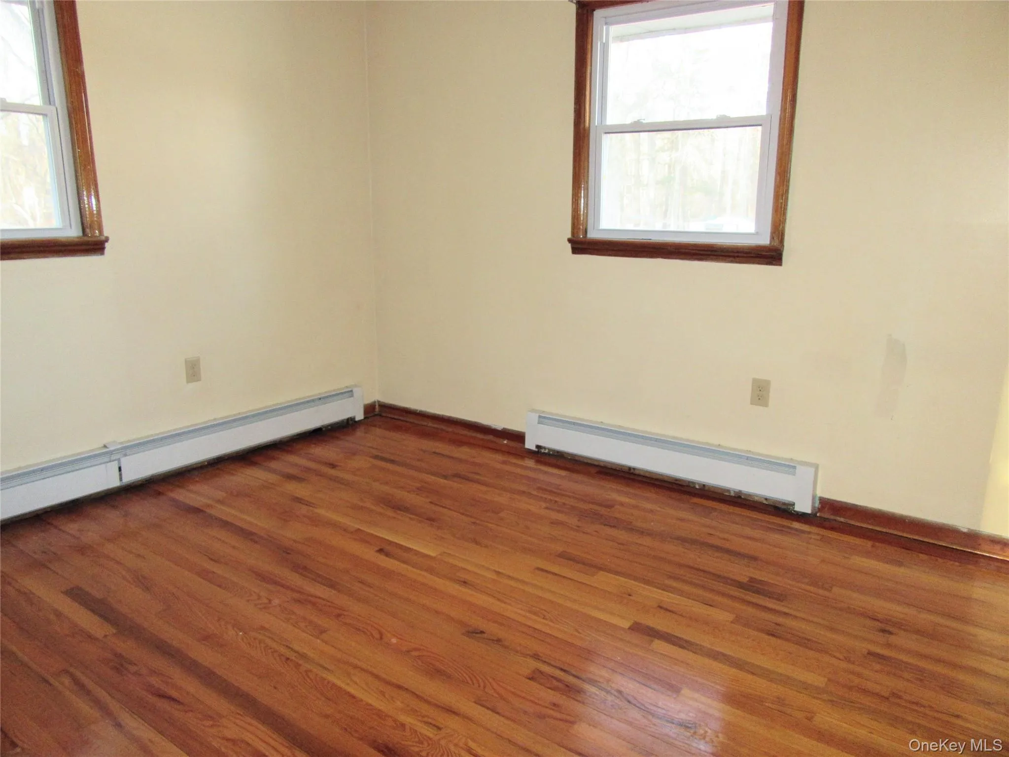 18 Station Road, Blooming Grove, NY, 3 Bedrooms Bedrooms, 5 Rooms Rooms,1 BathroomBathrooms,Residential Lease,For Rent,Station,0,965833 18 Station Road, Blooming Grove, NY, 3 Bedrooms Bedrooms, 5 Rooms Rooms,1 BathroomBathrooms,Residential Lease,For Rent,Station,0,965833