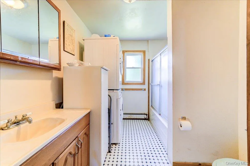 101 Red Star Road, Wawarsing, NY, 3 Bedrooms Bedrooms, 5 Rooms Rooms,1 BathroomBathrooms,Residential,For Rent,Red Star,0,965863 101 Red Star Road, Wawarsing, NY, 3 Bedrooms Bedrooms, 5 Rooms Rooms,1 BathroomBathrooms,Residential,For Rent,Red Star,0,965863