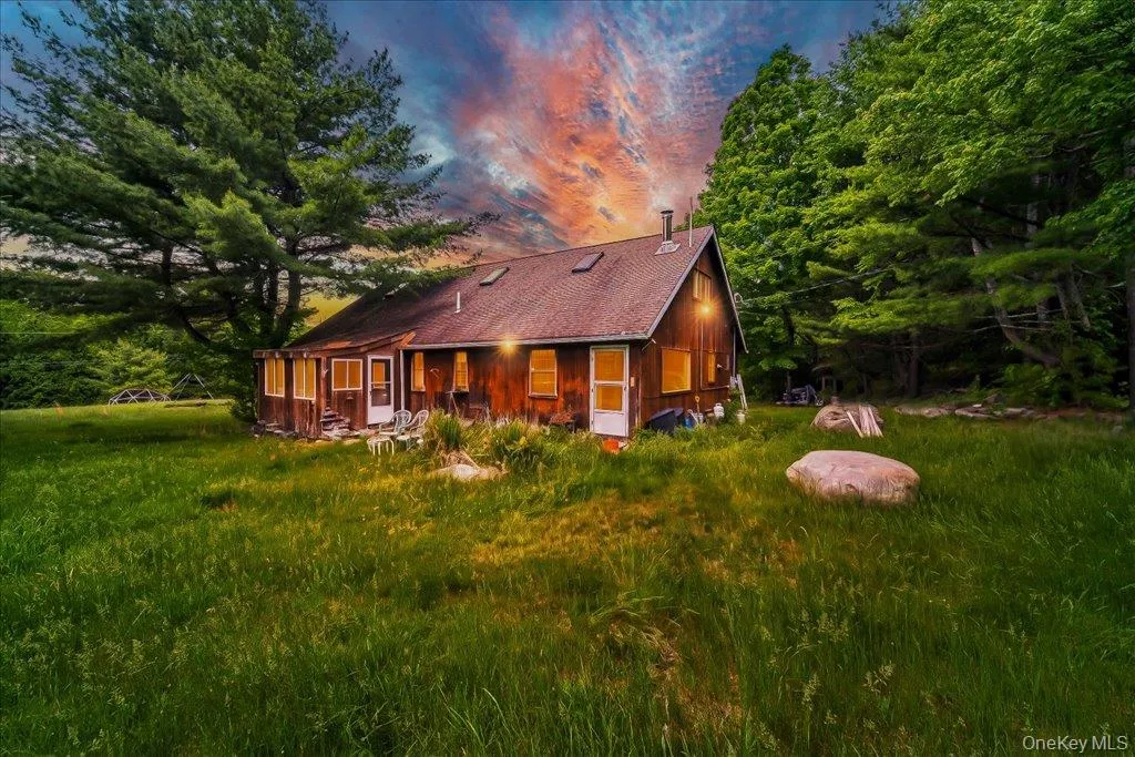 101 Red Star Road, Wawarsing, NY, 3 Bedrooms Bedrooms, 5 Rooms Rooms,1 BathroomBathrooms,Residential,For Rent,Red Star,0,965863 101 Red Star Road, Wawarsing, NY, 3 Bedrooms Bedrooms, 5 Rooms Rooms,1 BathroomBathrooms,Residential,For Rent,Red Star,0,965863