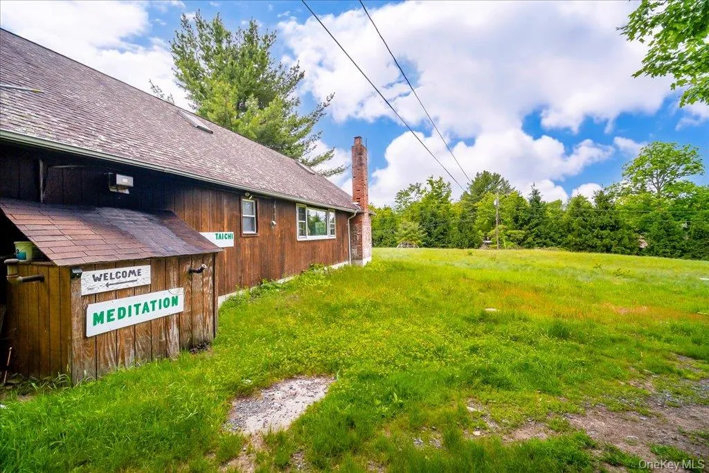 101 Red Star Road, Wawarsing, NY, 3 Bedrooms Bedrooms, 5 Rooms Rooms,1 BathroomBathrooms,Residential,For Rent,Red Star,0,965863 101 Red Star Road, Wawarsing, NY, 3 Bedrooms Bedrooms, 5 Rooms Rooms,1 BathroomBathrooms,Residential,For Rent,Red Star,0,965863