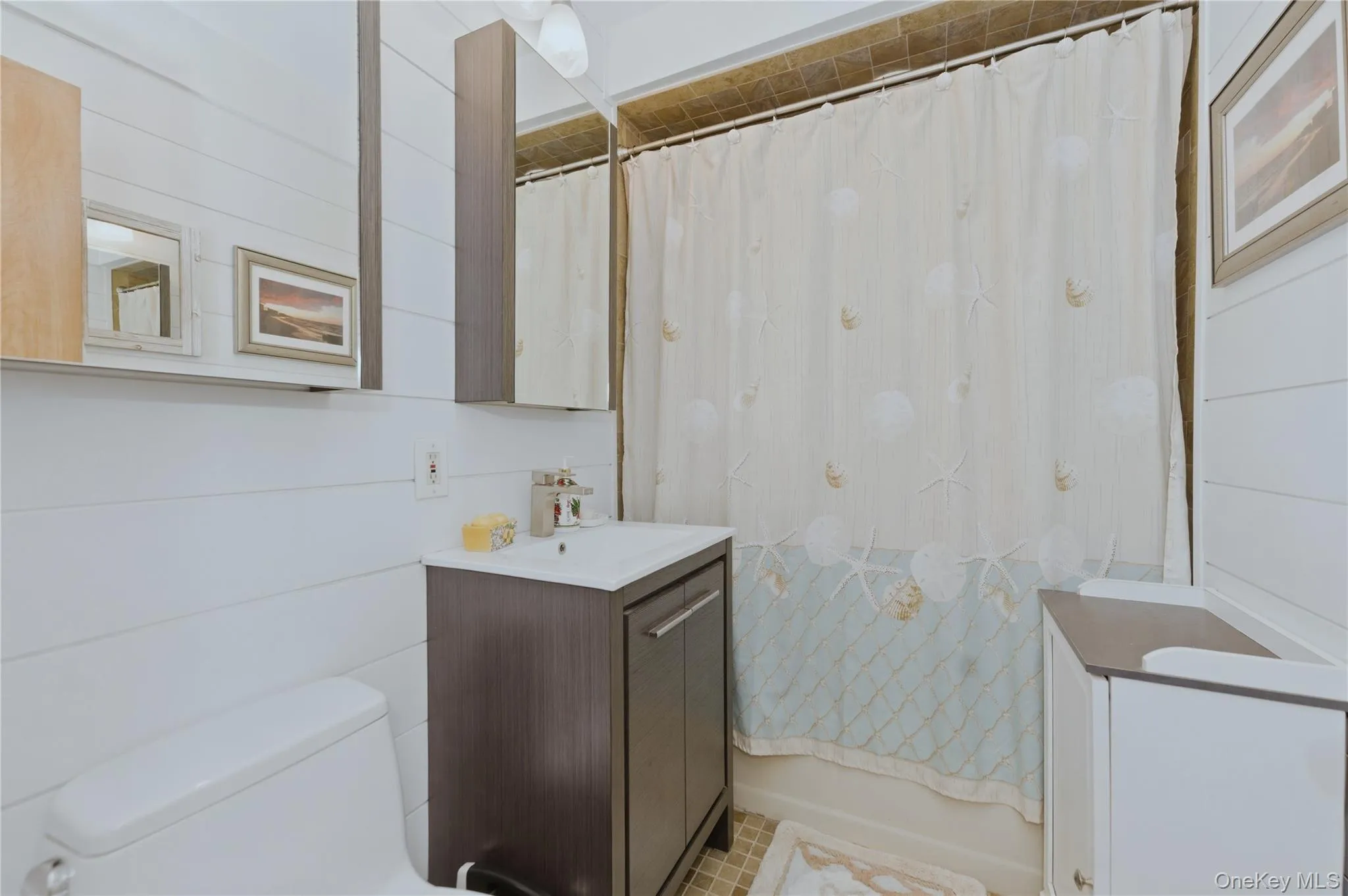 522 Shore Road, Long Beach, NY, 2 Bedrooms Bedrooms, 6 Rooms Rooms,1 BathroomBathrooms,Residential,For Rent,Shore Road,0,965868 522 Shore Road, Long Beach, NY, 2 Bedrooms Bedrooms, 6 Rooms Rooms,1 BathroomBathrooms,Residential,For Rent,Shore Road,0,965868
