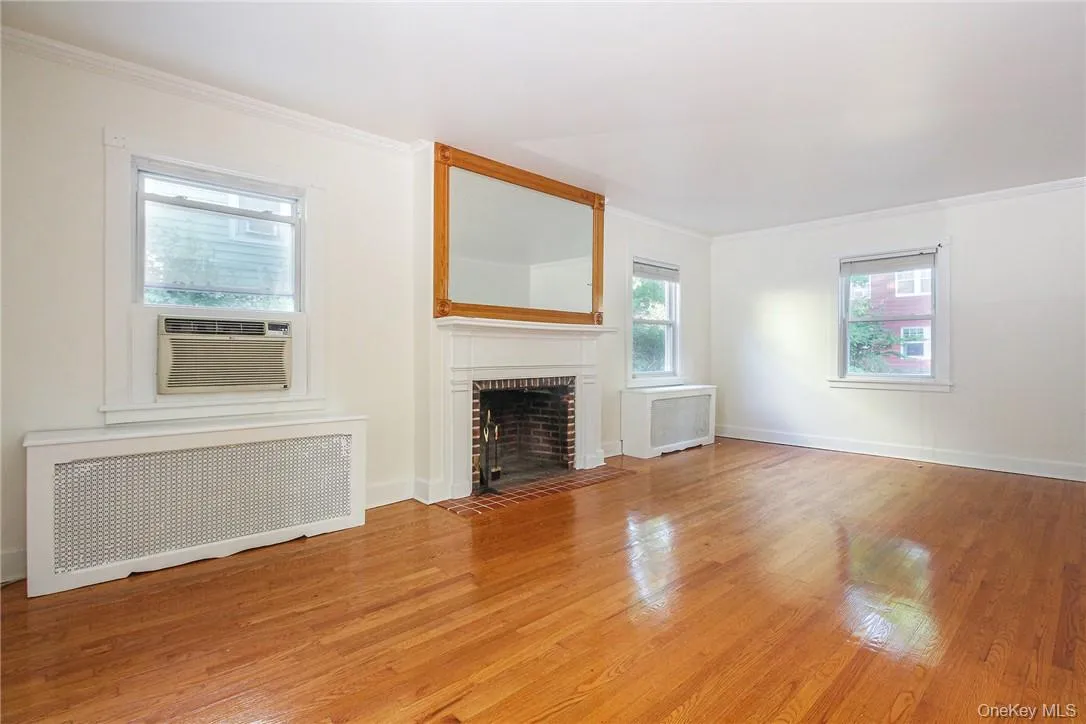 237 Coligni Avenue, New Rochelle, NY, 5 Bedrooms Bedrooms, 11 Rooms Rooms,3 BathroomsBathrooms,Residential,For Rent,Coligni,0,965870 237 Coligni Avenue, New Rochelle, NY, 5 Bedrooms Bedrooms, 11 Rooms Rooms,3 BathroomsBathrooms,Residential,For Rent,Coligni,0,965870