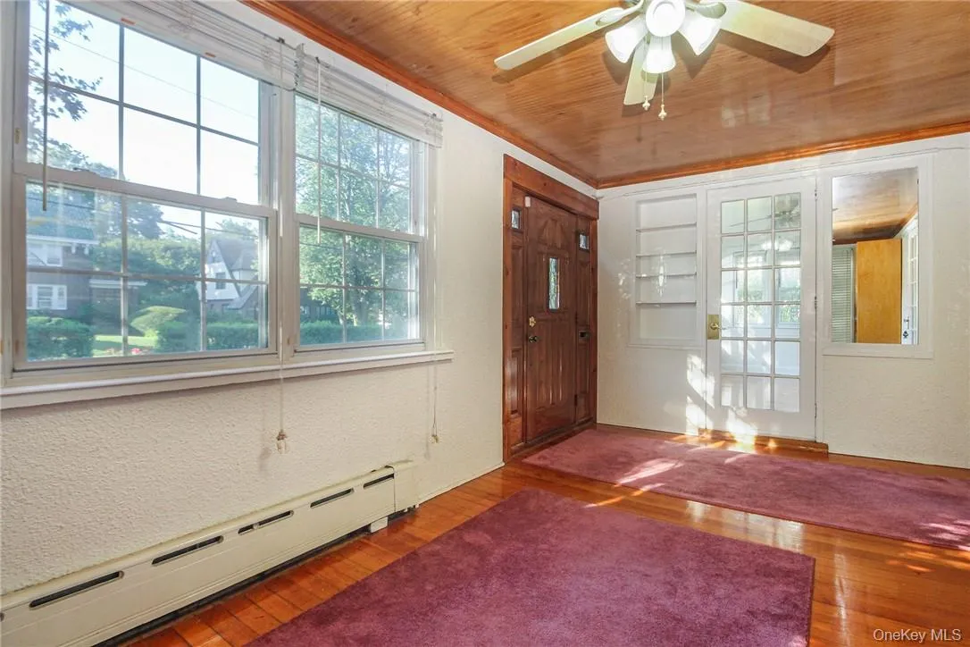 237 Coligni Avenue, New Rochelle, NY, 5 Bedrooms Bedrooms, 11 Rooms Rooms,3 BathroomsBathrooms,Residential,For Rent,Coligni,0,965870 237 Coligni Avenue, New Rochelle, NY, 5 Bedrooms Bedrooms, 11 Rooms Rooms,3 BathroomsBathrooms,Residential,For Rent,Coligni,0,965870