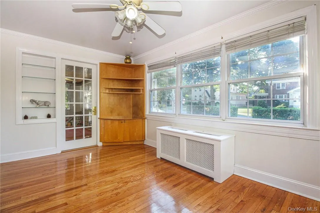 237 Coligni Avenue, New Rochelle, NY, 5 Bedrooms Bedrooms, 11 Rooms Rooms,3 BathroomsBathrooms,Residential,For Rent,Coligni,0,965870 237 Coligni Avenue, New Rochelle, NY, 5 Bedrooms Bedrooms, 11 Rooms Rooms,3 BathroomsBathrooms,Residential,For Rent,Coligni,0,965870