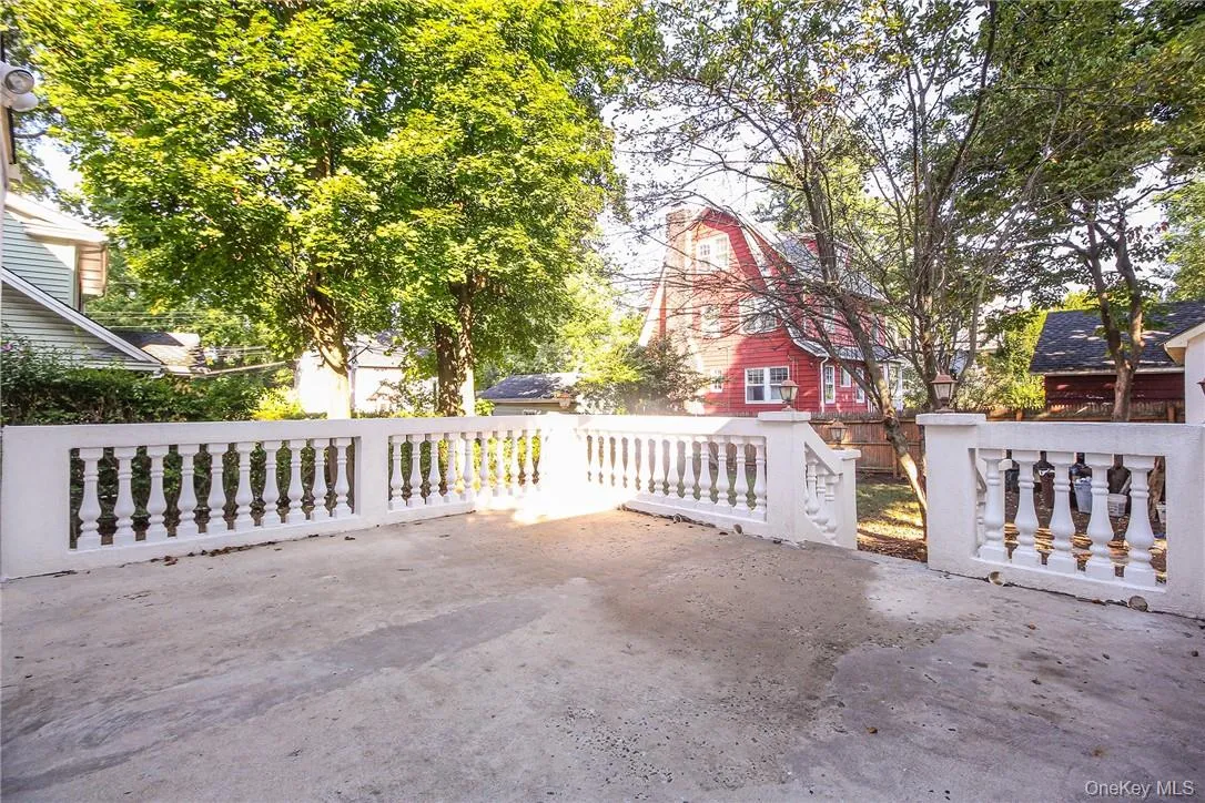 237 Coligni Avenue, New Rochelle, NY, 5 Bedrooms Bedrooms, 11 Rooms Rooms,3 BathroomsBathrooms,Residential,For Rent,Coligni,0,965870 237 Coligni Avenue, New Rochelle, NY, 5 Bedrooms Bedrooms, 11 Rooms Rooms,3 BathroomsBathrooms,Residential,For Rent,Coligni,0,965870