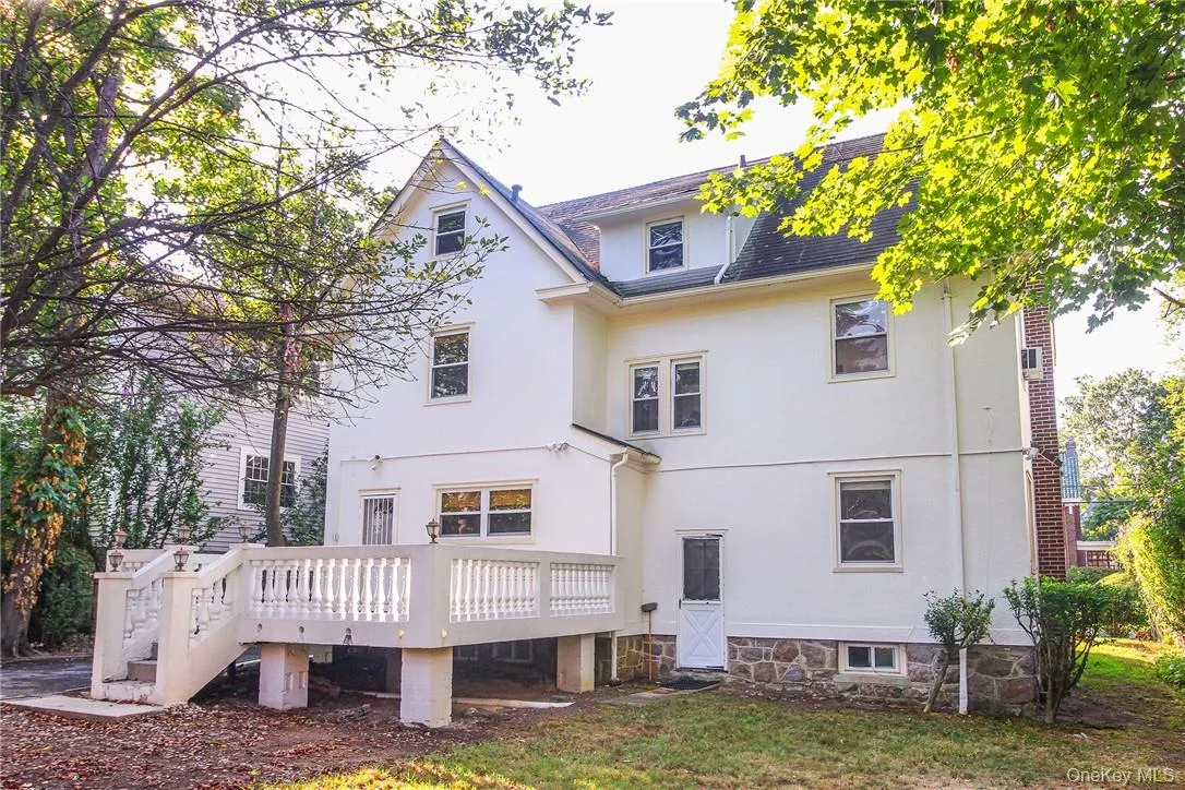 237 Coligni Avenue, New Rochelle, NY, 5 Bedrooms Bedrooms, 11 Rooms Rooms,3 BathroomsBathrooms,Residential,For Rent,Coligni,0,965870 237 Coligni Avenue, New Rochelle, NY, 5 Bedrooms Bedrooms, 11 Rooms Rooms,3 BathroomsBathrooms,Residential,For Rent,Coligni,0,965870