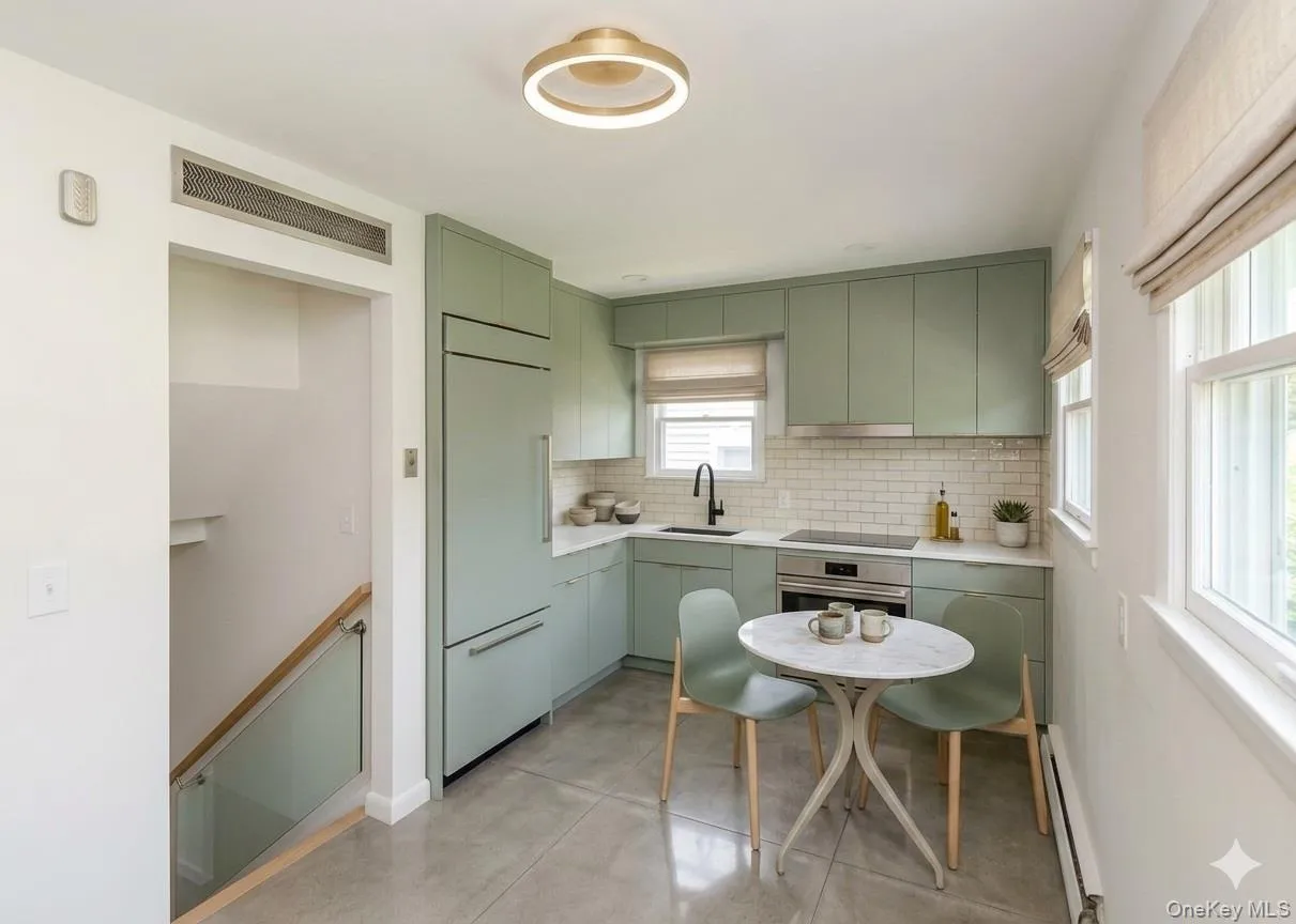 Virtually staged kitchen Virtually staged kitchen