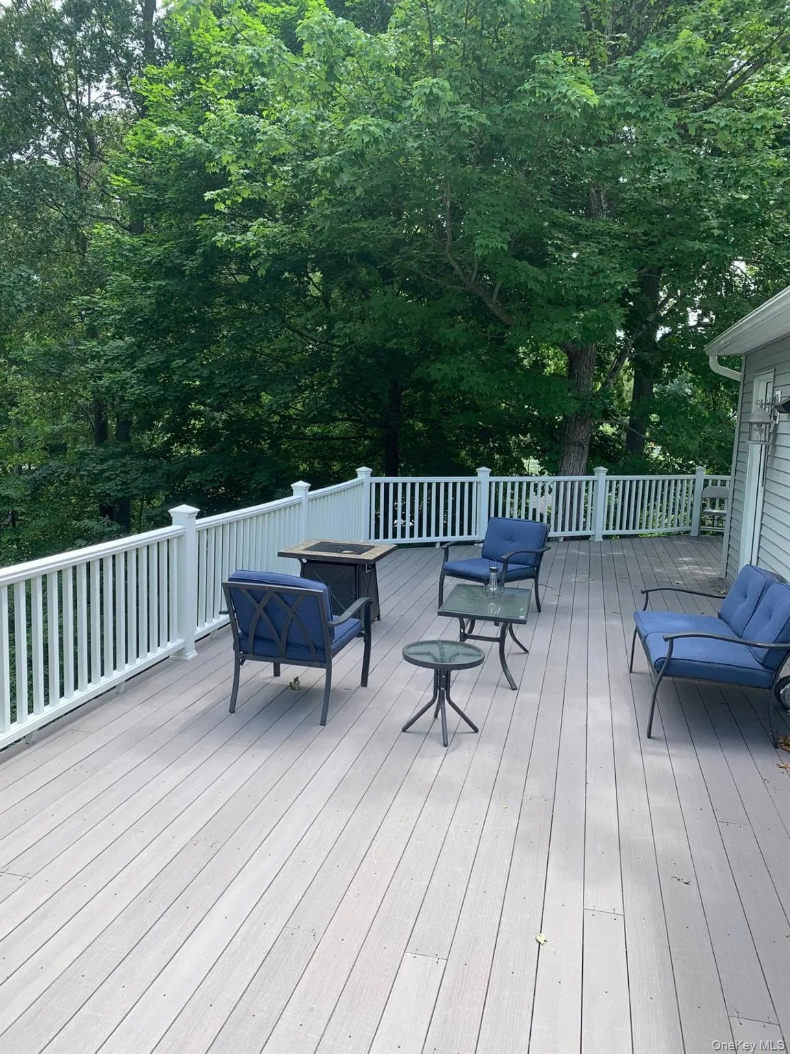 10 Maplewood Road, Woodbury, NY, 4 Bedrooms Bedrooms, 7 Rooms Rooms,2 BathroomsBathrooms,Residential,For Rent,Maplewood,0,965888 10 Maplewood Road, Woodbury, NY, 4 Bedrooms Bedrooms, 7 Rooms Rooms,2 BathroomsBathrooms,Residential,For Rent,Maplewood,0,965888