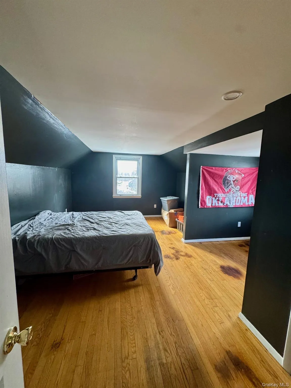 10 Maplewood Road, Woodbury, NY, 4 Bedrooms Bedrooms, 7 Rooms Rooms,2 BathroomsBathrooms,Residential,For Rent,Maplewood,0,965888 10 Maplewood Road, Woodbury, NY, 4 Bedrooms Bedrooms, 7 Rooms Rooms,2 BathroomsBathrooms,Residential,For Rent,Maplewood,0,965888