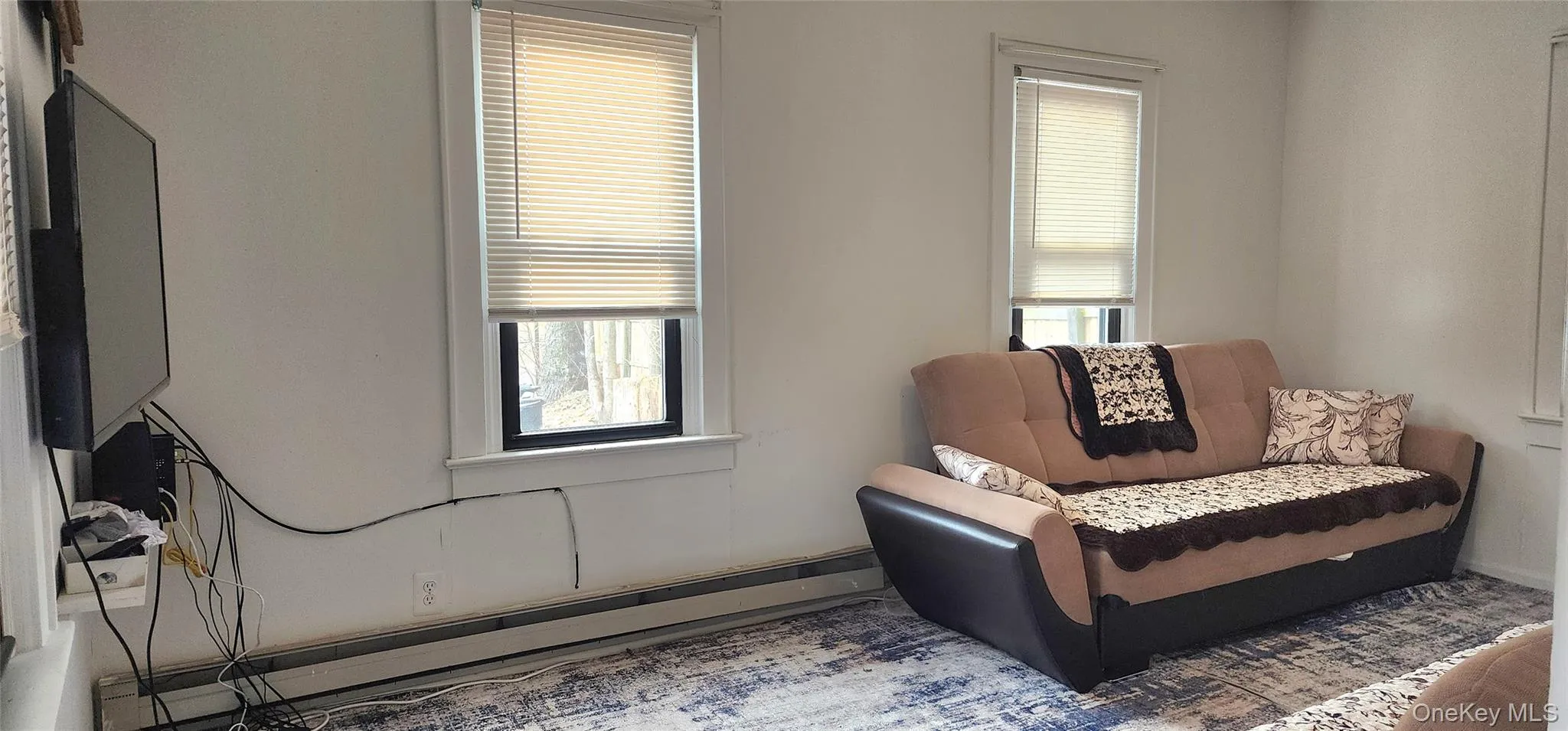 22 Smith Street, Thompson, NY, 1 Bedroom Bedrooms, 3 Rooms Rooms,1 BathroomBathrooms,Residential,For Rent,Smith,0,965906 22 Smith Street, Thompson, NY, 1 Bedroom Bedrooms, 3 Rooms Rooms,1 BathroomBathrooms,Residential,For Rent,Smith,0,965906