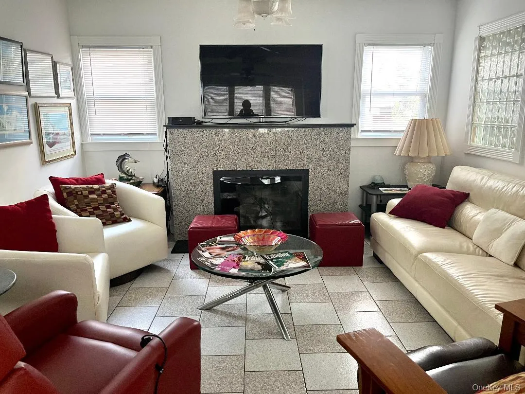 11 Delaware Avenue, Long Beach, NY, 3 Bedrooms Bedrooms, 8 Rooms Rooms,2 BathroomsBathrooms,Residential Lease,For Rent,Delaware,0,965916 11 Delaware Avenue, Long Beach, NY, 3 Bedrooms Bedrooms, 8 Rooms Rooms,2 BathroomsBathrooms,Residential Lease,For Rent,Delaware,0,965916