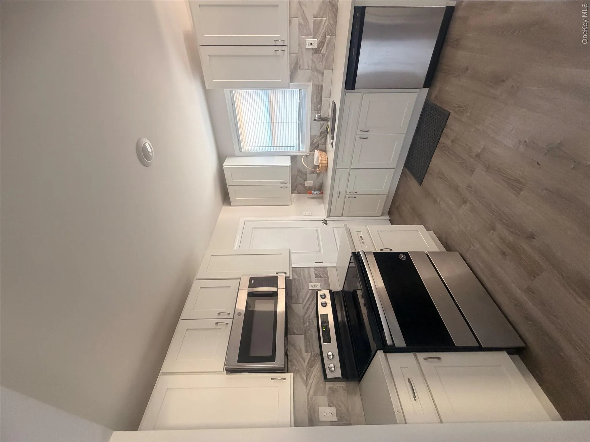 629 Lakeway Drive, West Babylon, NY, 3 Bedrooms Bedrooms, 6 Rooms Rooms,1 BathroomBathrooms,Residential,For Rent,Lakeway,0,965979 629 Lakeway Drive, West Babylon, NY, 3 Bedrooms Bedrooms, 6 Rooms Rooms,1 BathroomBathrooms,Residential,For Rent,Lakeway,0,965979