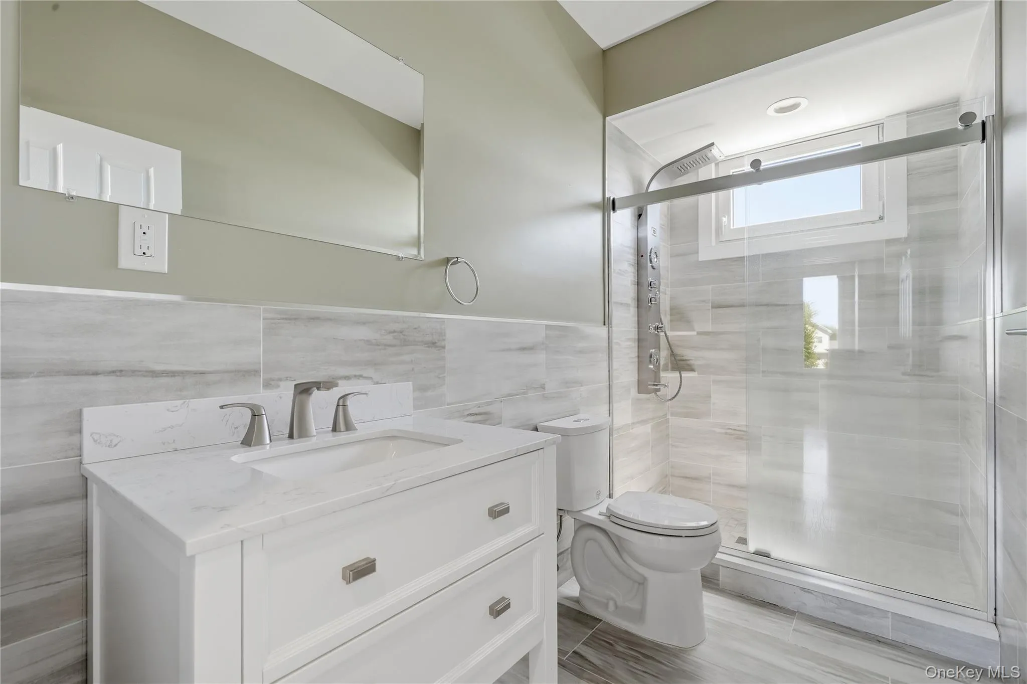298 Lido Promenade, Babylon, NY, 5 Bedrooms Bedrooms, 10 Rooms Rooms,3 BathroomsBathrooms,Residential,For Rent,Lido Promenade,0,965982 298 Lido Promenade, Babylon, NY, 5 Bedrooms Bedrooms, 10 Rooms Rooms,3 BathroomsBathrooms,Residential,For Rent,Lido Promenade,0,965982