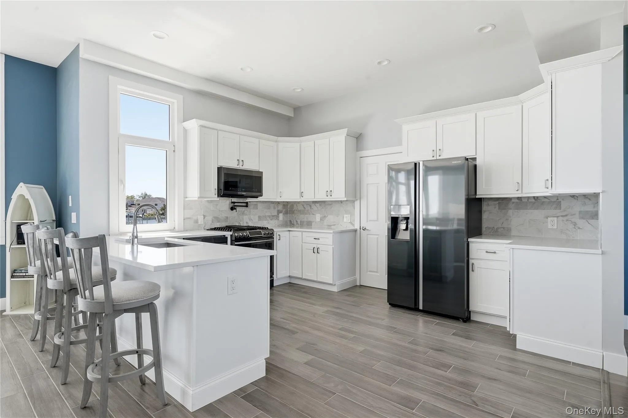 298 Lido Promenade, Babylon, NY, 5 Bedrooms Bedrooms, 10 Rooms Rooms,3 BathroomsBathrooms,Residential,For Rent,Lido Promenade,0,965982 298 Lido Promenade, Babylon, NY, 5 Bedrooms Bedrooms, 10 Rooms Rooms,3 BathroomsBathrooms,Residential,For Rent,Lido Promenade,0,965982