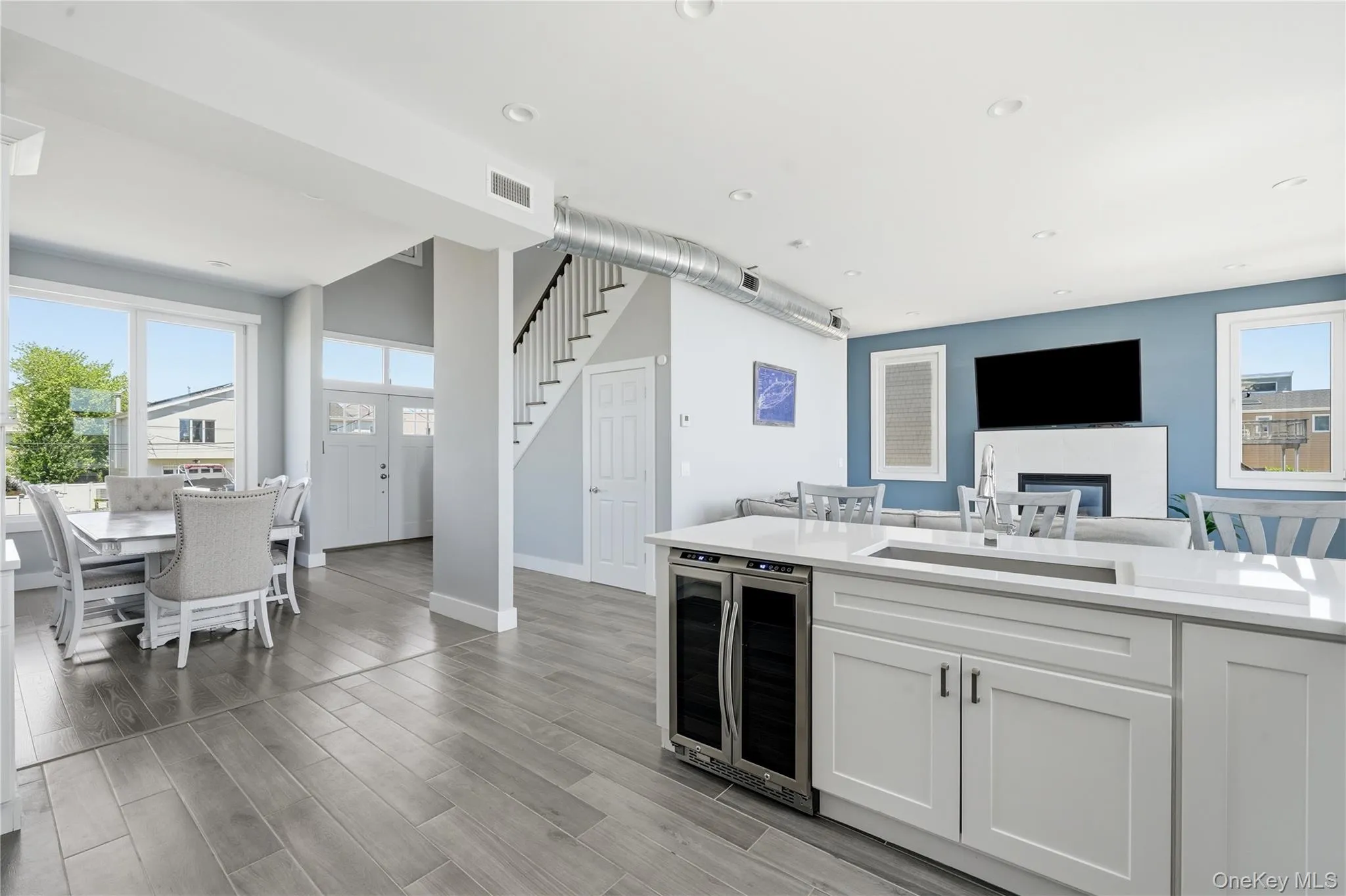 298 Lido Promenade, Babylon, NY, 5 Bedrooms Bedrooms, 10 Rooms Rooms,3 BathroomsBathrooms,Residential,For Rent,Lido Promenade,0,965982 298 Lido Promenade, Babylon, NY, 5 Bedrooms Bedrooms, 10 Rooms Rooms,3 BathroomsBathrooms,Residential,For Rent,Lido Promenade,0,965982