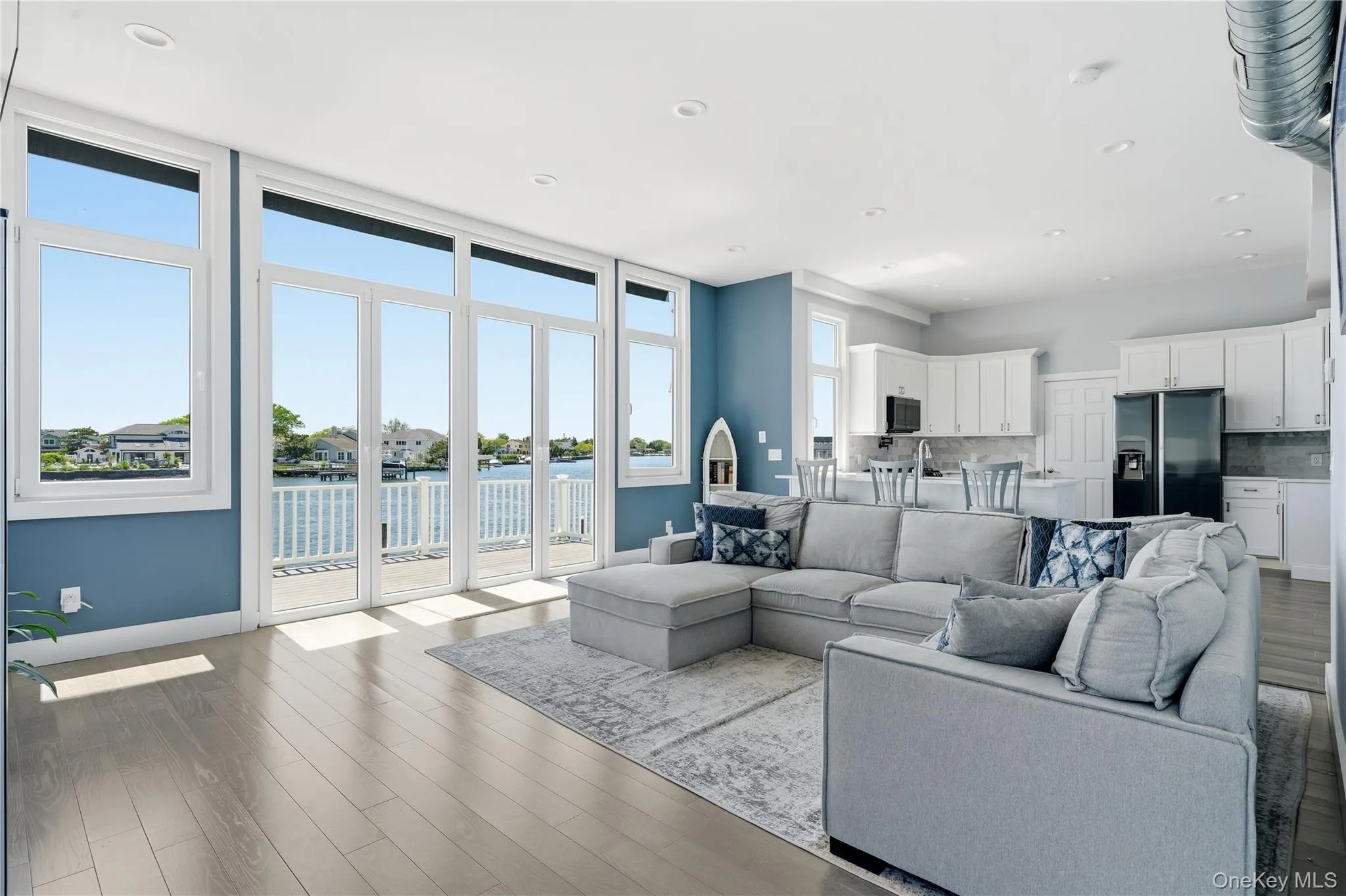 298 Lido Promenade, Babylon, NY, 5 Bedrooms Bedrooms, 10 Rooms Rooms,3 BathroomsBathrooms,Residential,For Rent,Lido Promenade,0,965982 298 Lido Promenade, Babylon, NY, 5 Bedrooms Bedrooms, 10 Rooms Rooms,3 BathroomsBathrooms,Residential,For Rent,Lido Promenade,0,965982