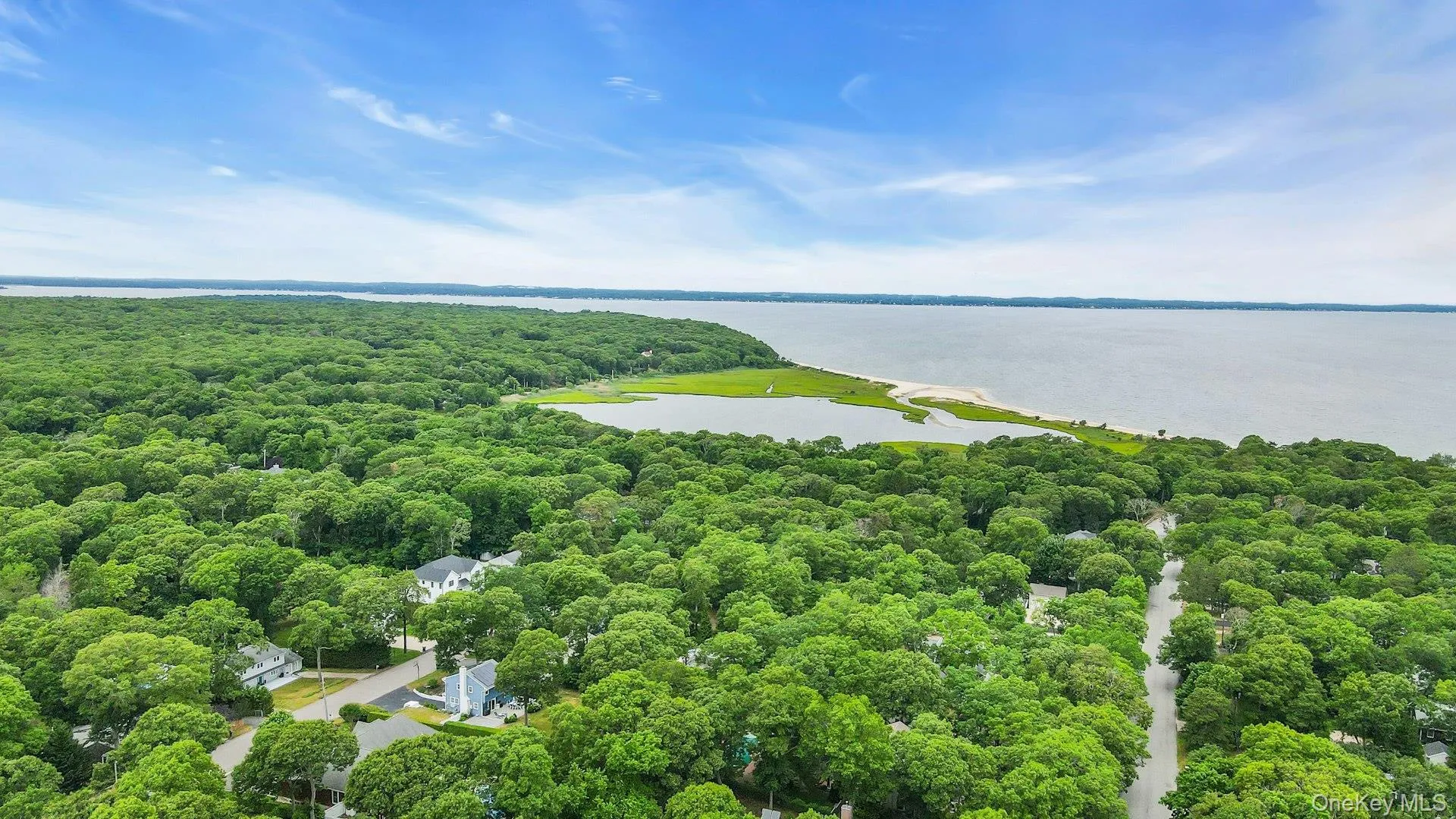 28 The Trail, Southampton, NY, 2 Bedrooms Bedrooms, 4 Rooms Rooms,1 BathroomBathrooms,Residential Lease,For Rent,The,0,965988 28 The Trail, Southampton, NY, 2 Bedrooms Bedrooms, 4 Rooms Rooms,1 BathroomBathrooms,Residential Lease,For Rent,The,0,965988