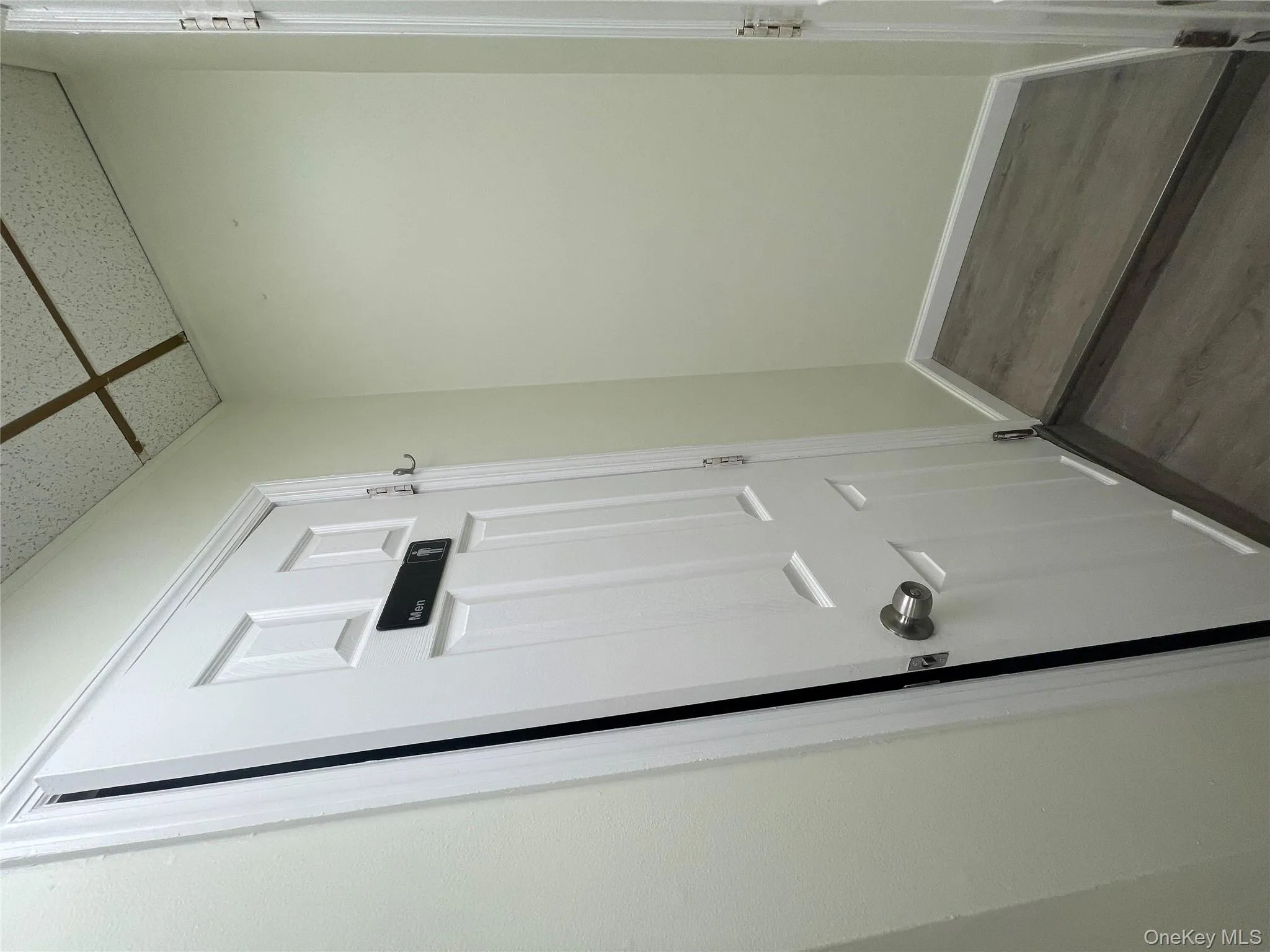 4711 47th Avenue, New York, NY, ,Commercial Lease,For Rent,47th,0,965995 4711 47th Avenue, New York, NY, ,Commercial Lease,For Rent,47th,0,965995