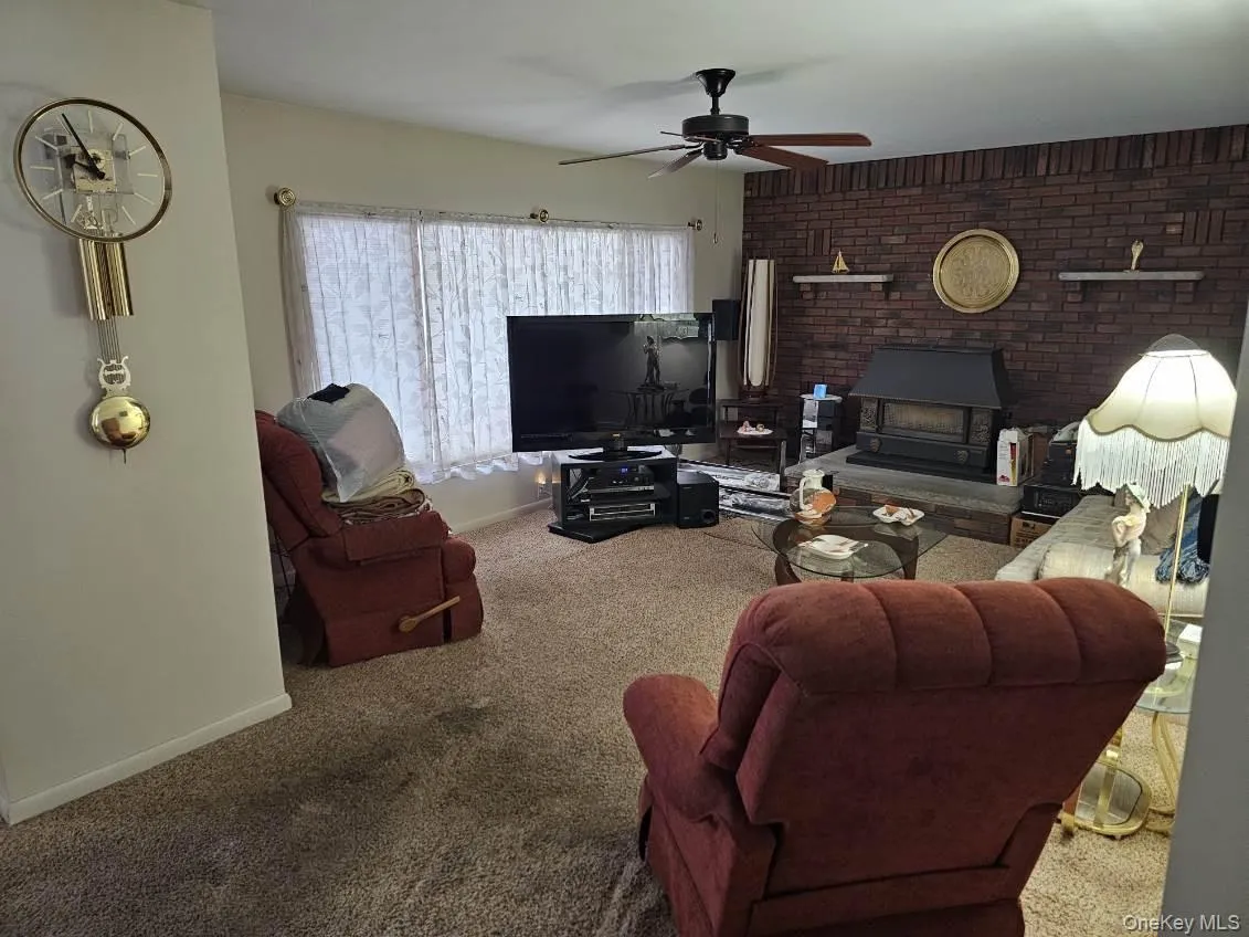 15 Scotchtown Place, Middletown, NY, 4 Bedrooms Bedrooms, 7 Rooms Rooms,1 BathroomBathrooms,Residential,For Rent,Scotchtown,0,965998 15 Scotchtown Place, Middletown, NY, 4 Bedrooms Bedrooms, 7 Rooms Rooms,1 BathroomBathrooms,Residential,For Rent,Scotchtown,0,965998